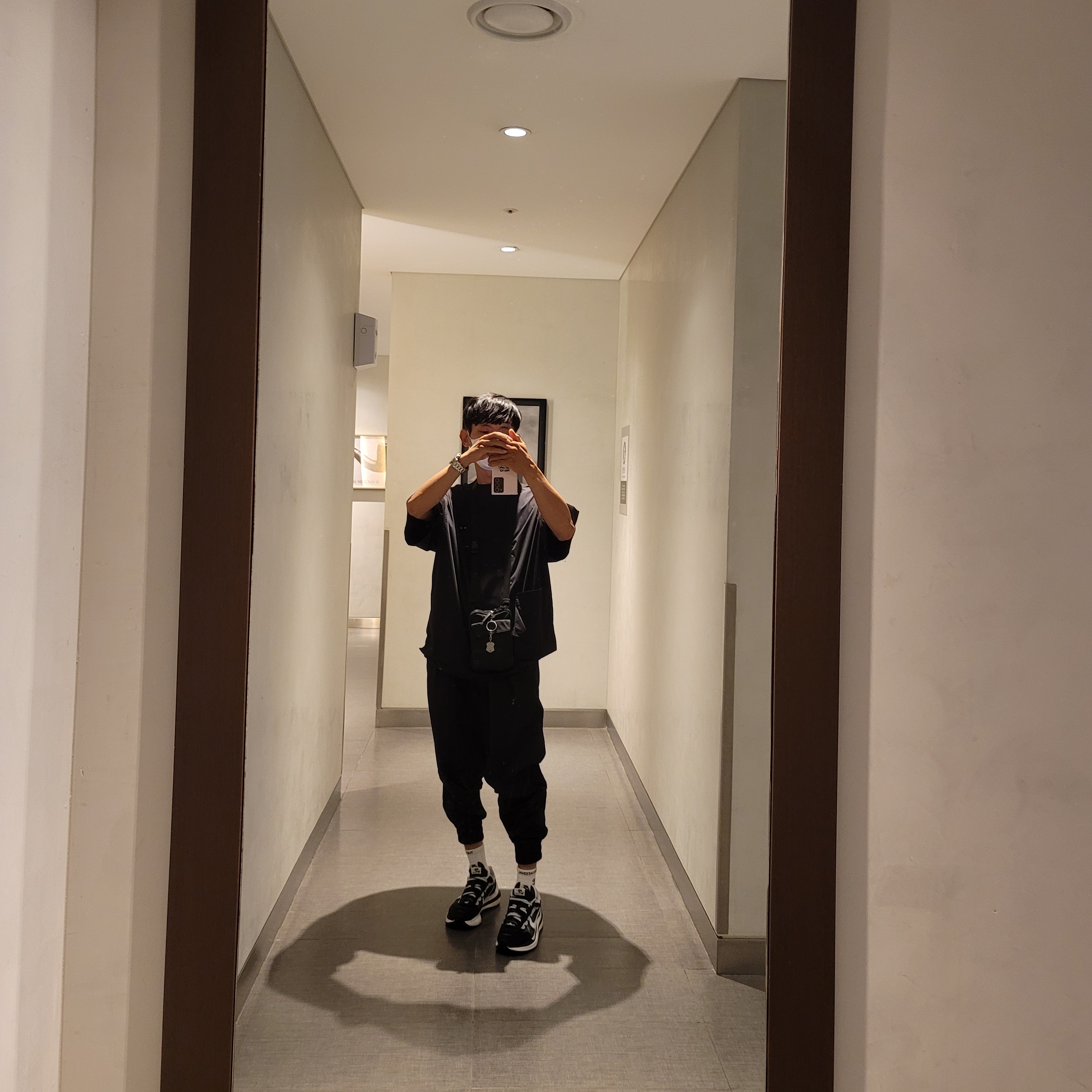 Nike x Sacai VaporWaffle Black White 착용 스타일