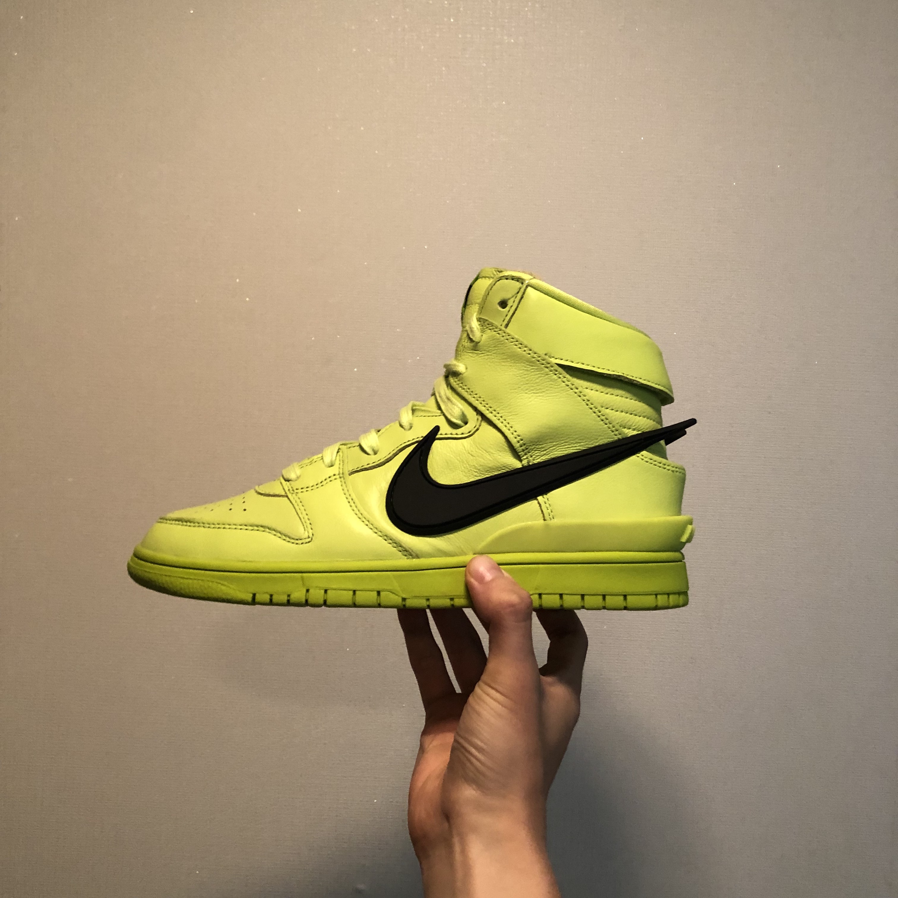 Nike x Ambush Dunk High Flash Lime 착용 스타일