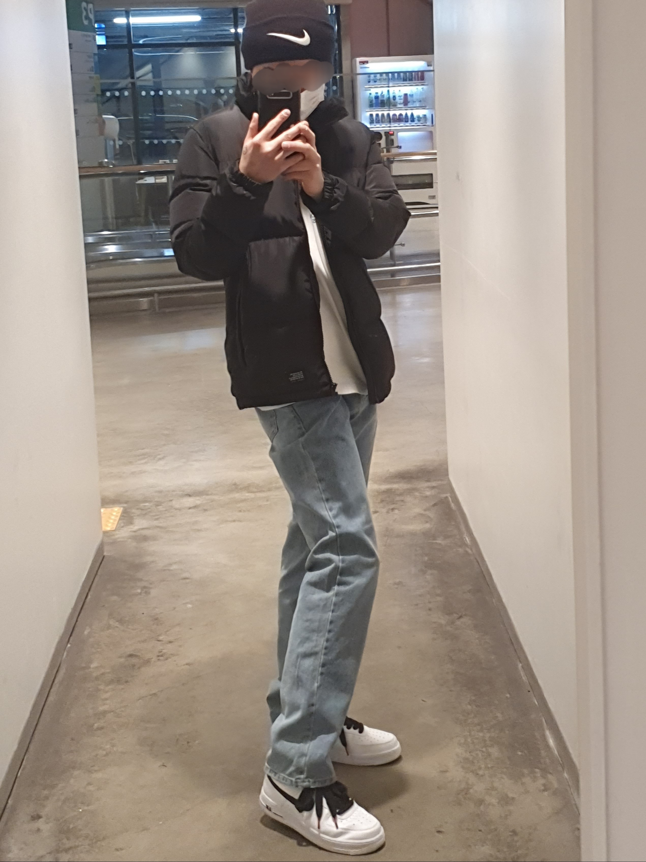Nike x Stussy Cuff Beanie, Nike Air Force 1 '07 White Black 착용 스타일