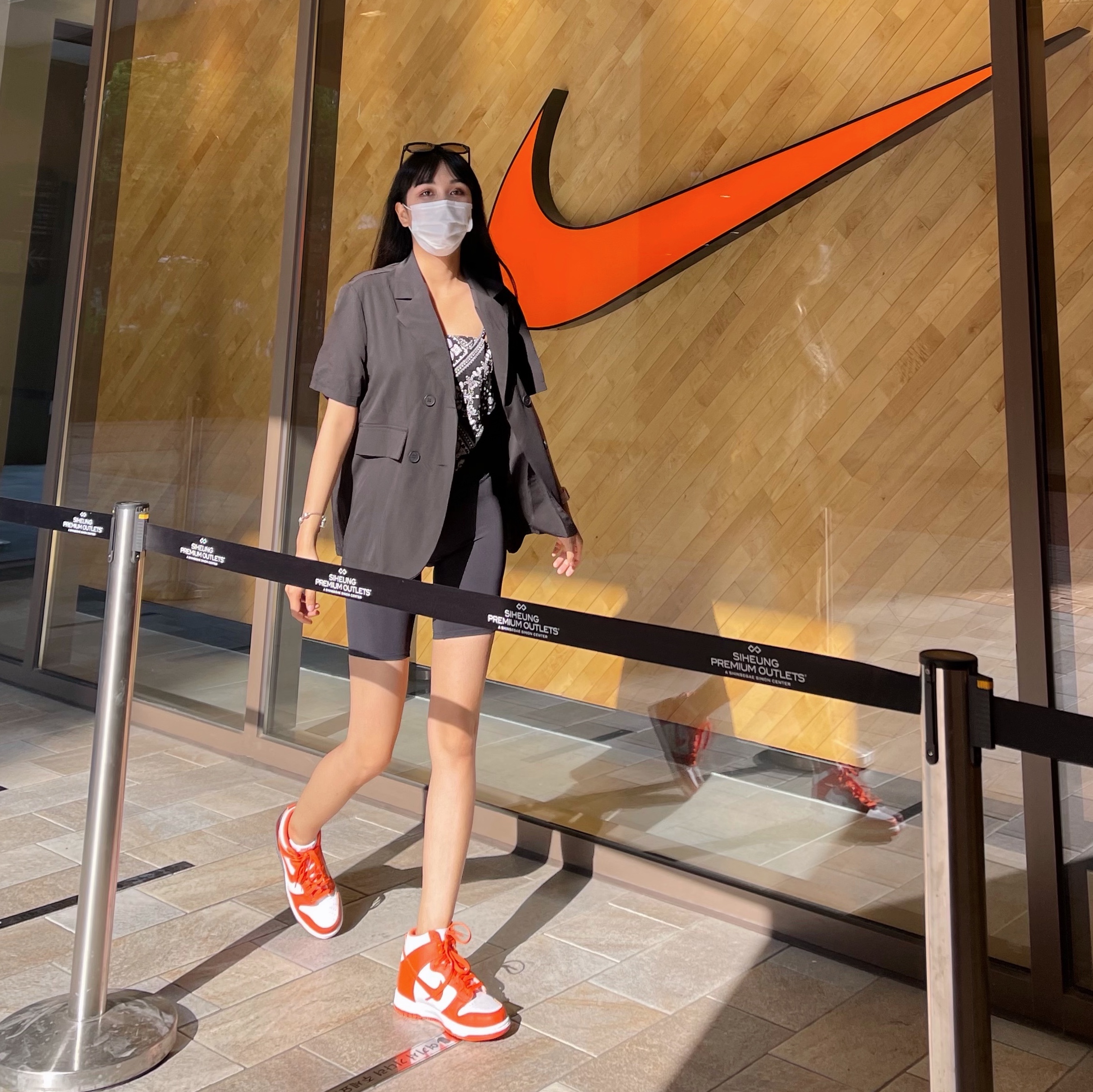 Nike Dunk High Retro Orange Blaze 착용 스타일