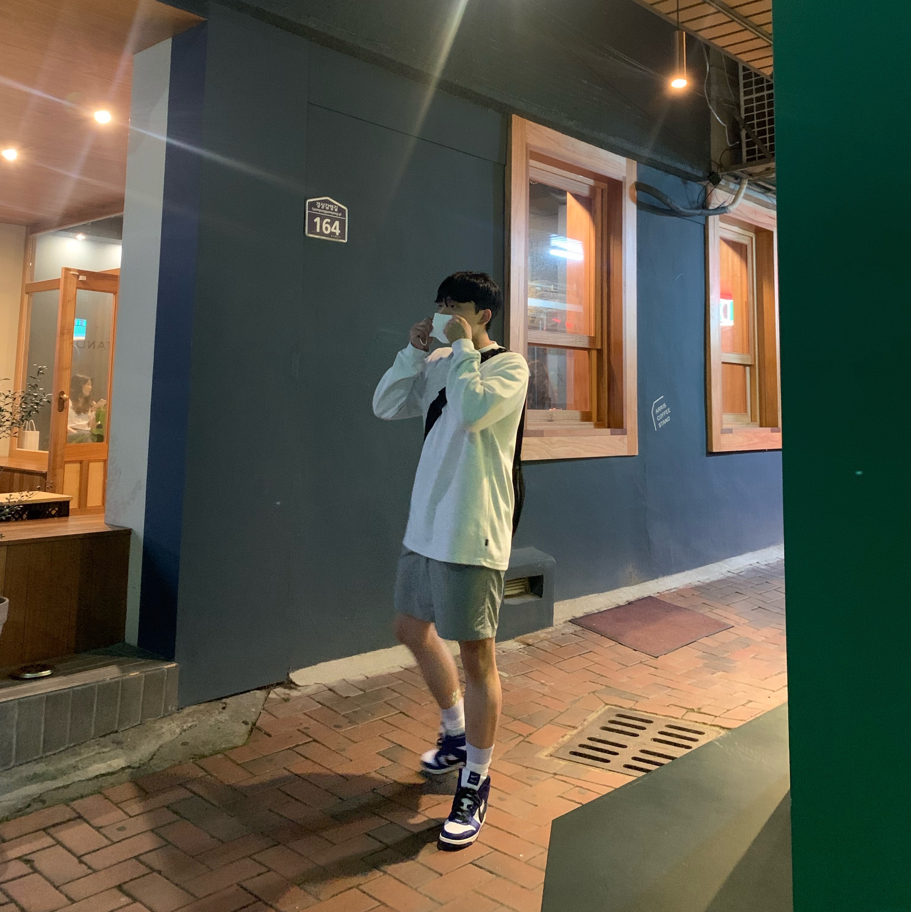 Nike x Ambush Dunk High Deep Royal Blue, IAB Studio Long Sleeve Light Gray 착용 스타일