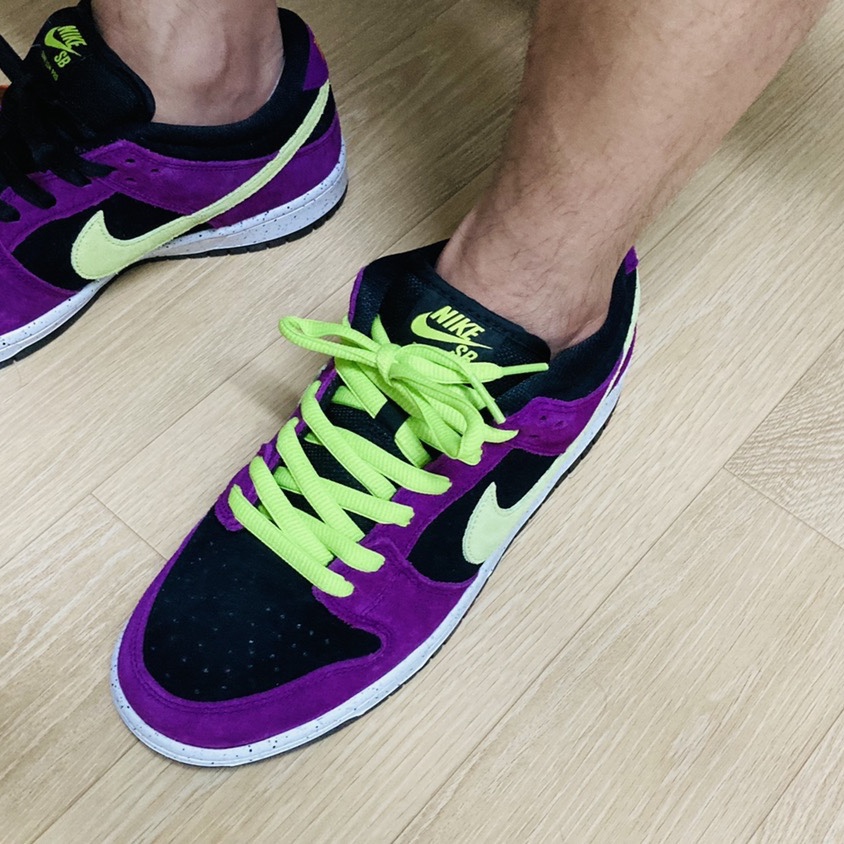 Nike SB Dunk Low Pro Red Plum 착용 스타일 - 2