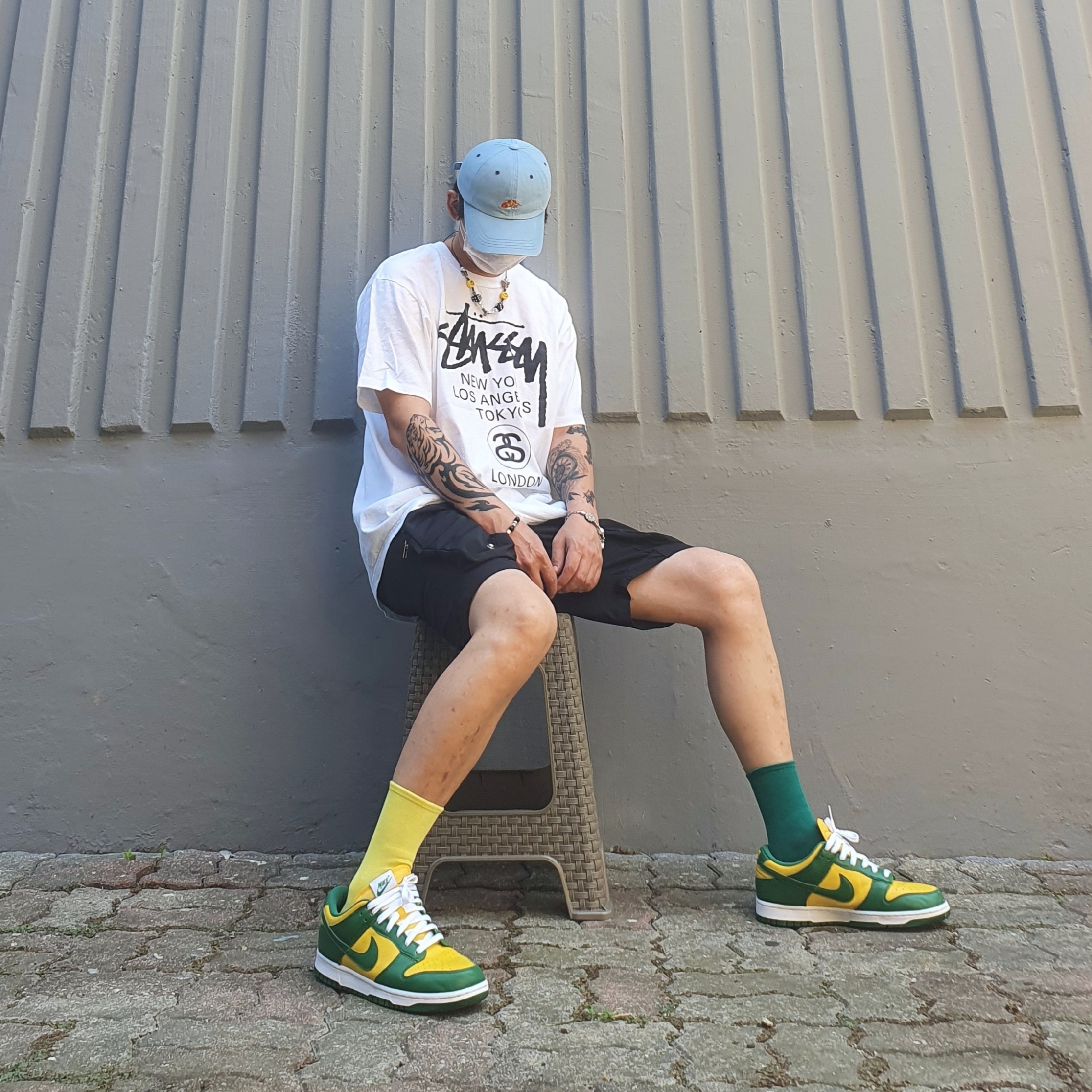 Stussy World Tour T-Shirt White, Nike Dunk Low SP Brazil 2020 착용 스타일