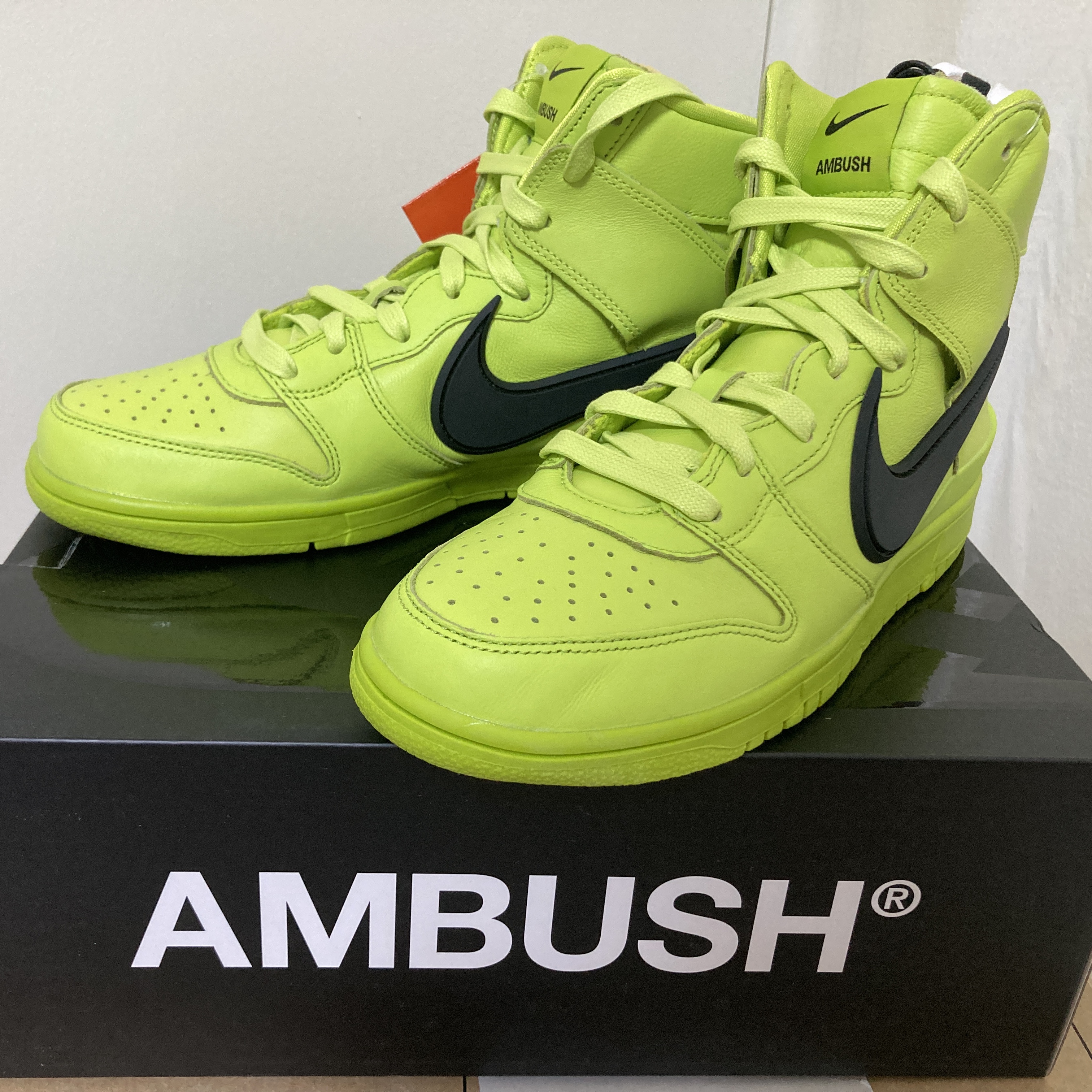 Nike x Ambush Dunk High Flash Lime 착용 스타일