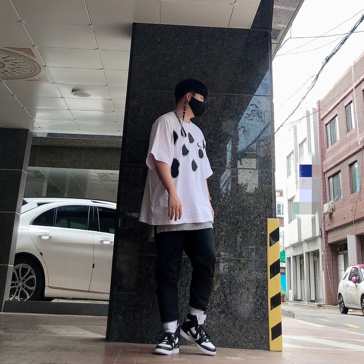Nike x Ambush Dunk High Black, Nike x Off-White NRG Short Sleeve T-Shirt White 착용 스타일