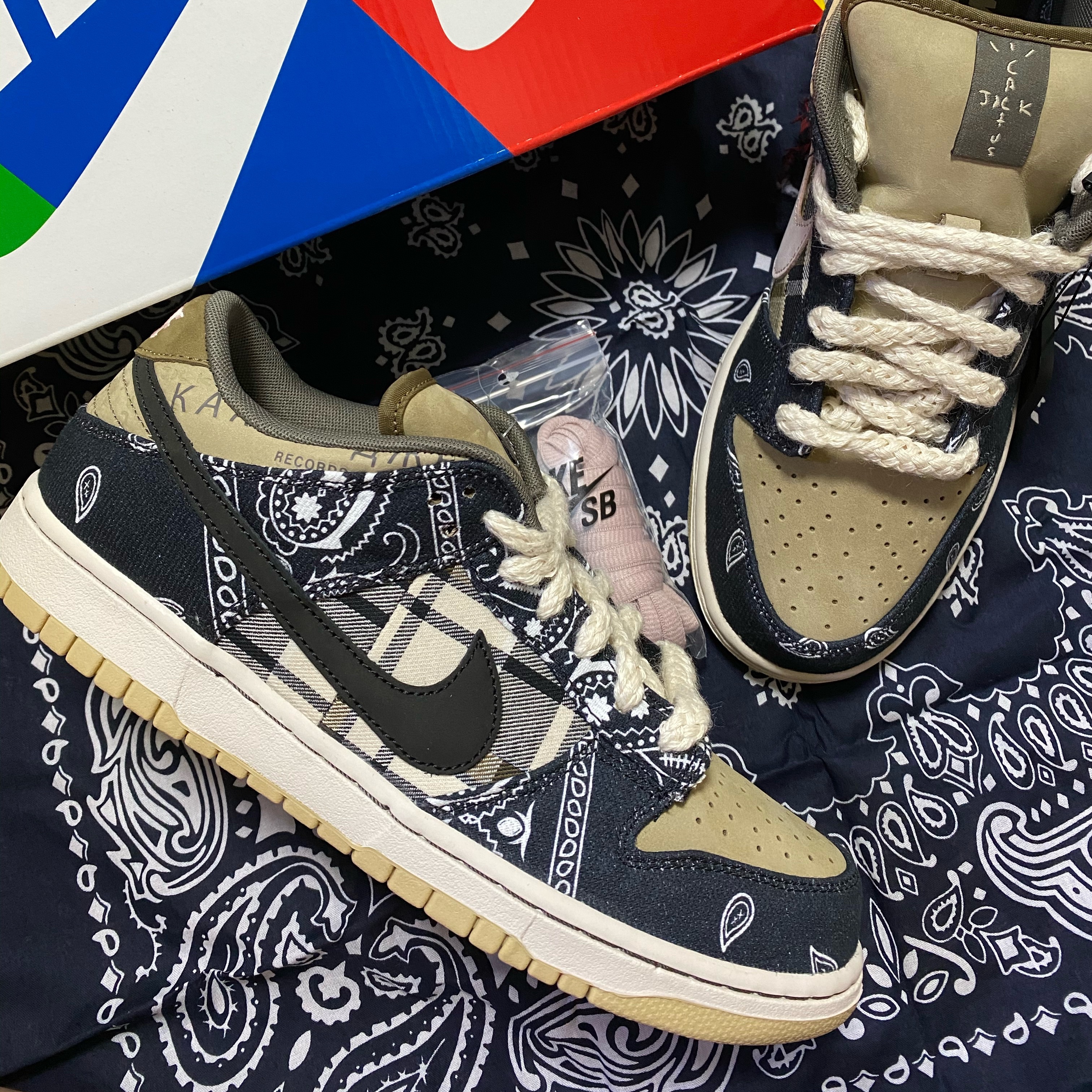 Nike x Travis Scott SB Dunk Low 착용 스타일
