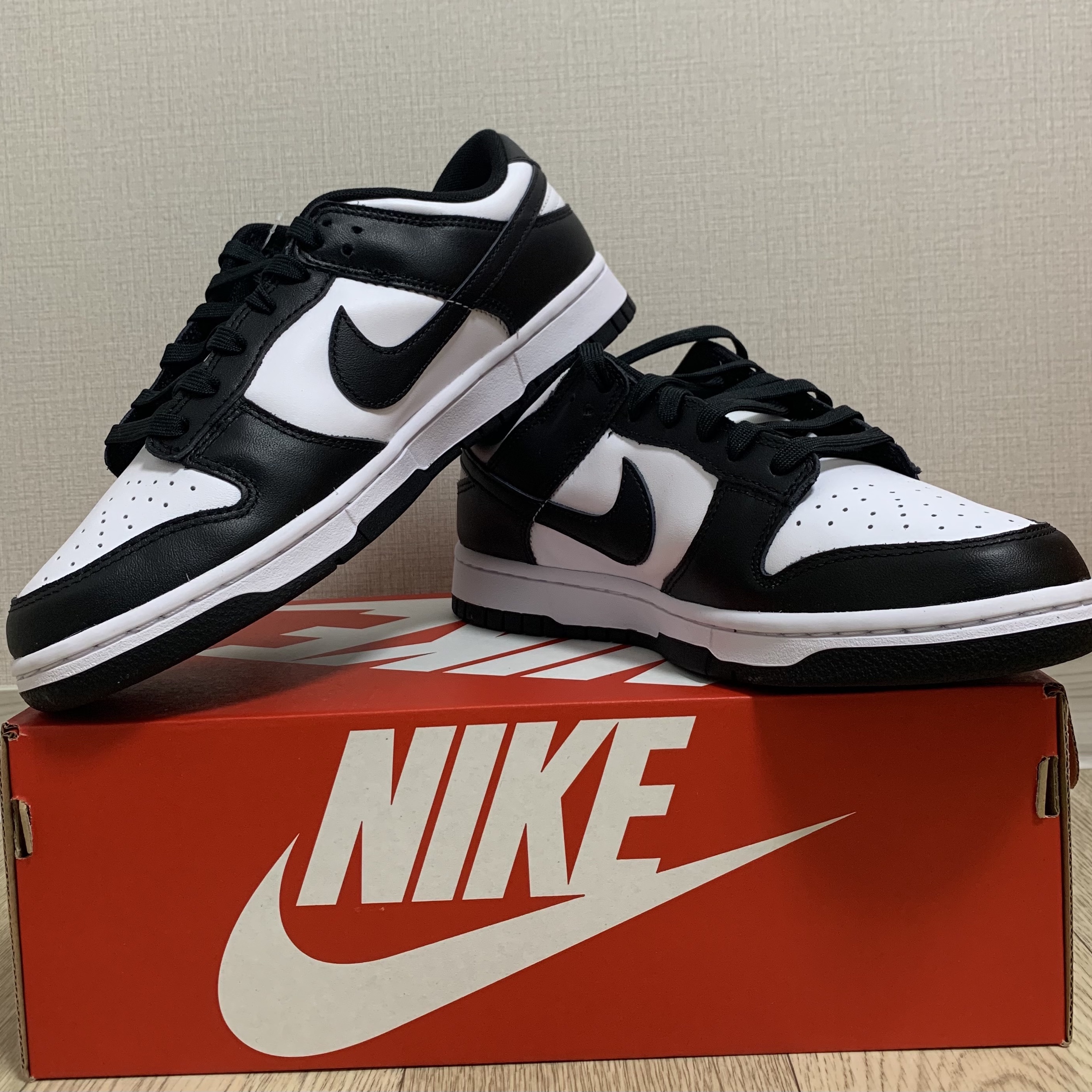Nike Dunk Low Retro Black 착용 스타일 - 1