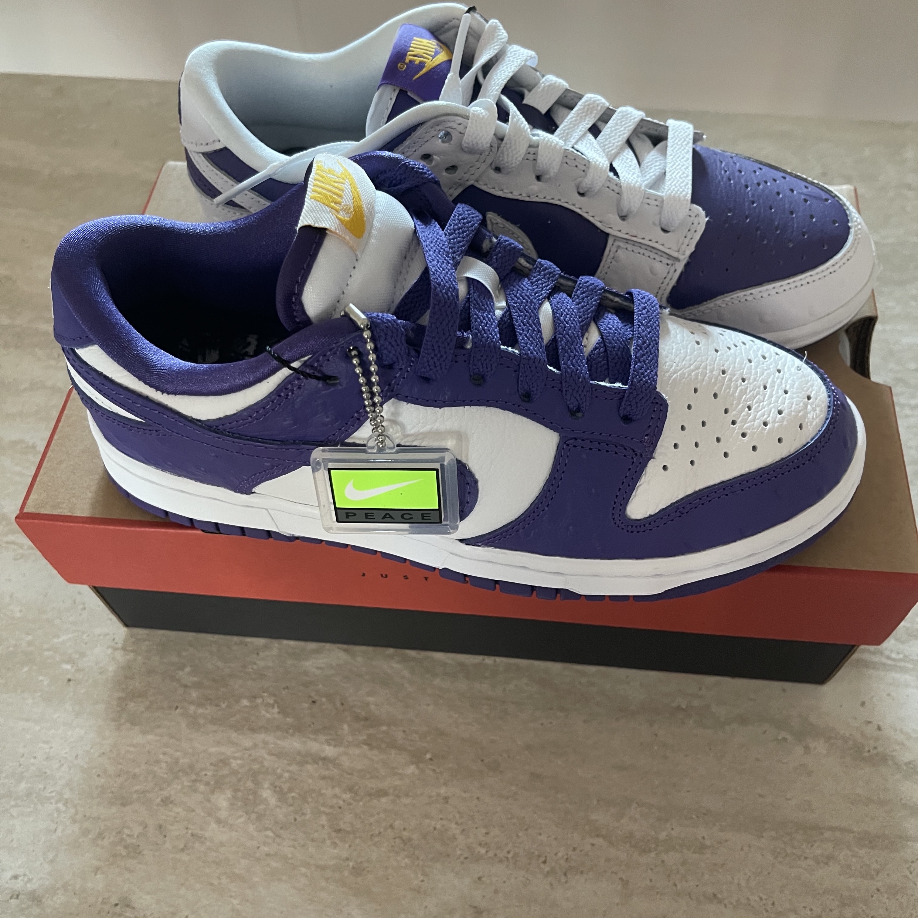(W) Nike Dunk Low SE Flip 착용 스타일 - 4