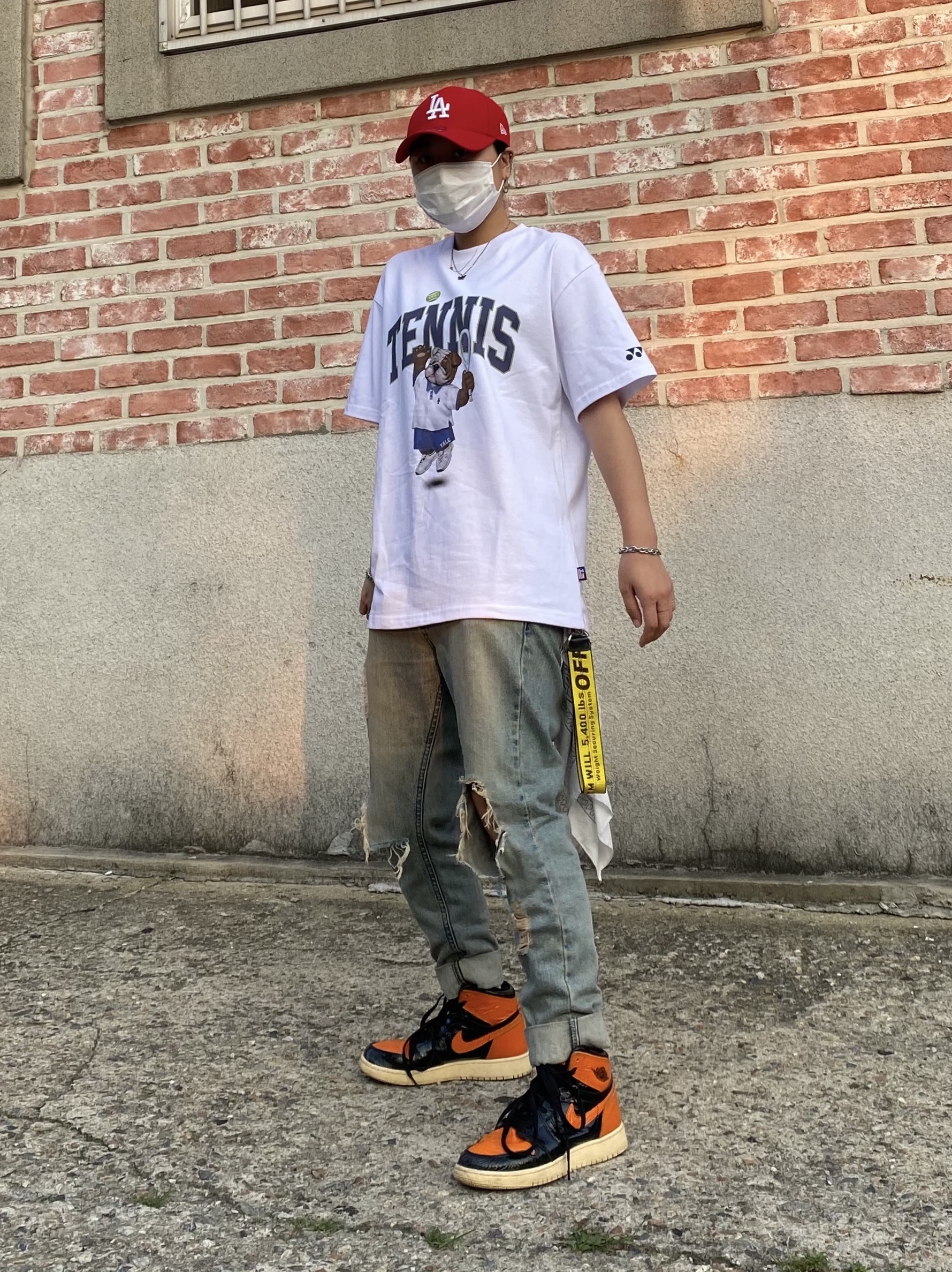 Jordan 1 Retro High Shattered Backboard 3.0, (GS) Jordan 1 Retro High OG Shattered Backboard 3.0 착용 스타일 - 3