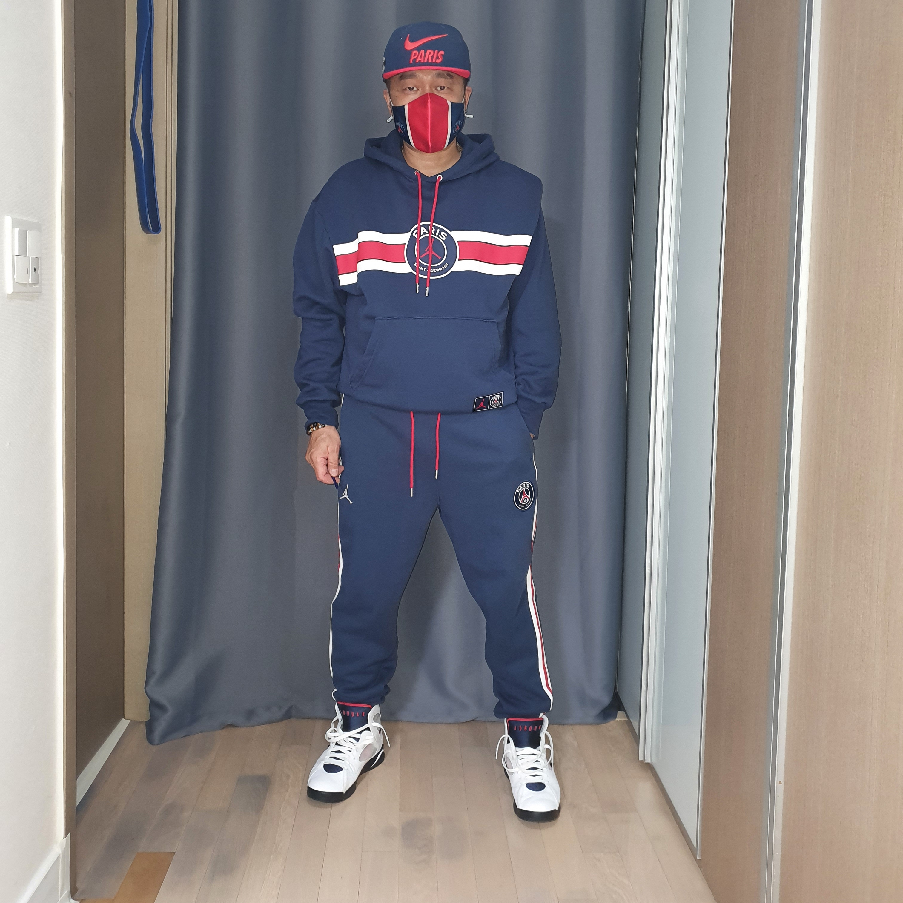 Jordan 7 x Paris Saint-Germain Retro 착용 스타일