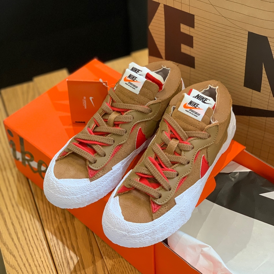 Nike x Sacai Blazer Low British Tan 착용 스타일