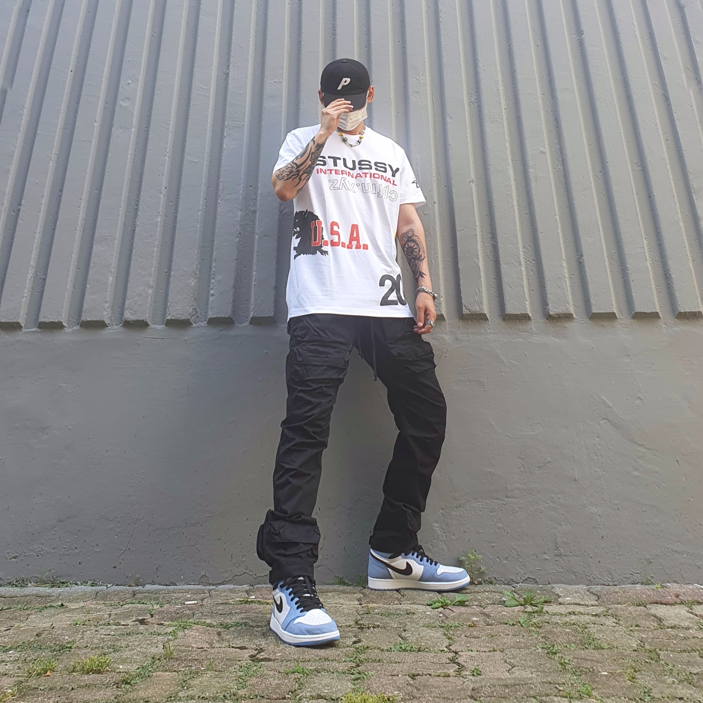 Palace P 6-Panel Black, Stussy x Cactus Plant Flea Market USA 2019 T-Shirt White 착용 스타일