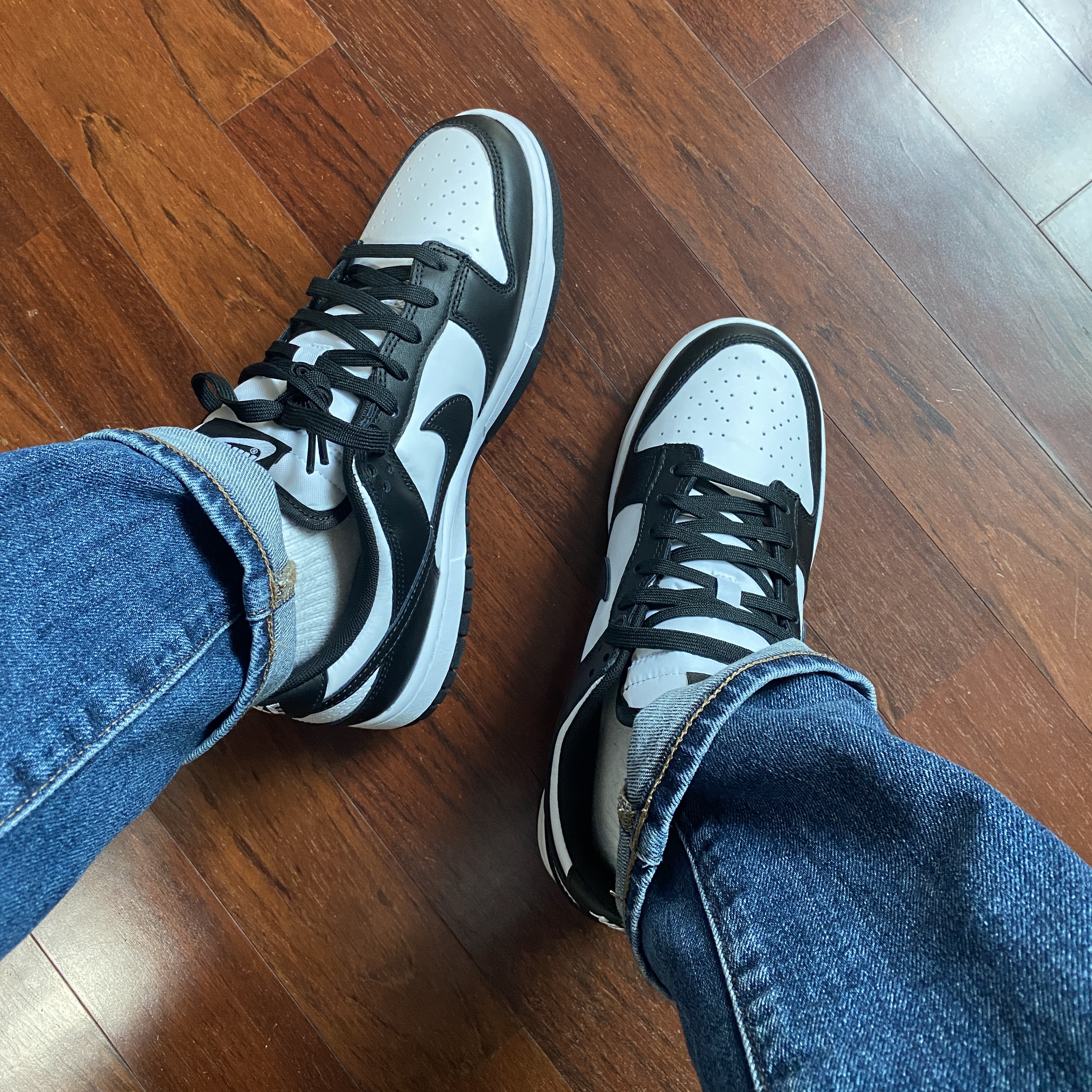 Nike Dunk Low Retro Black 착용 스타일