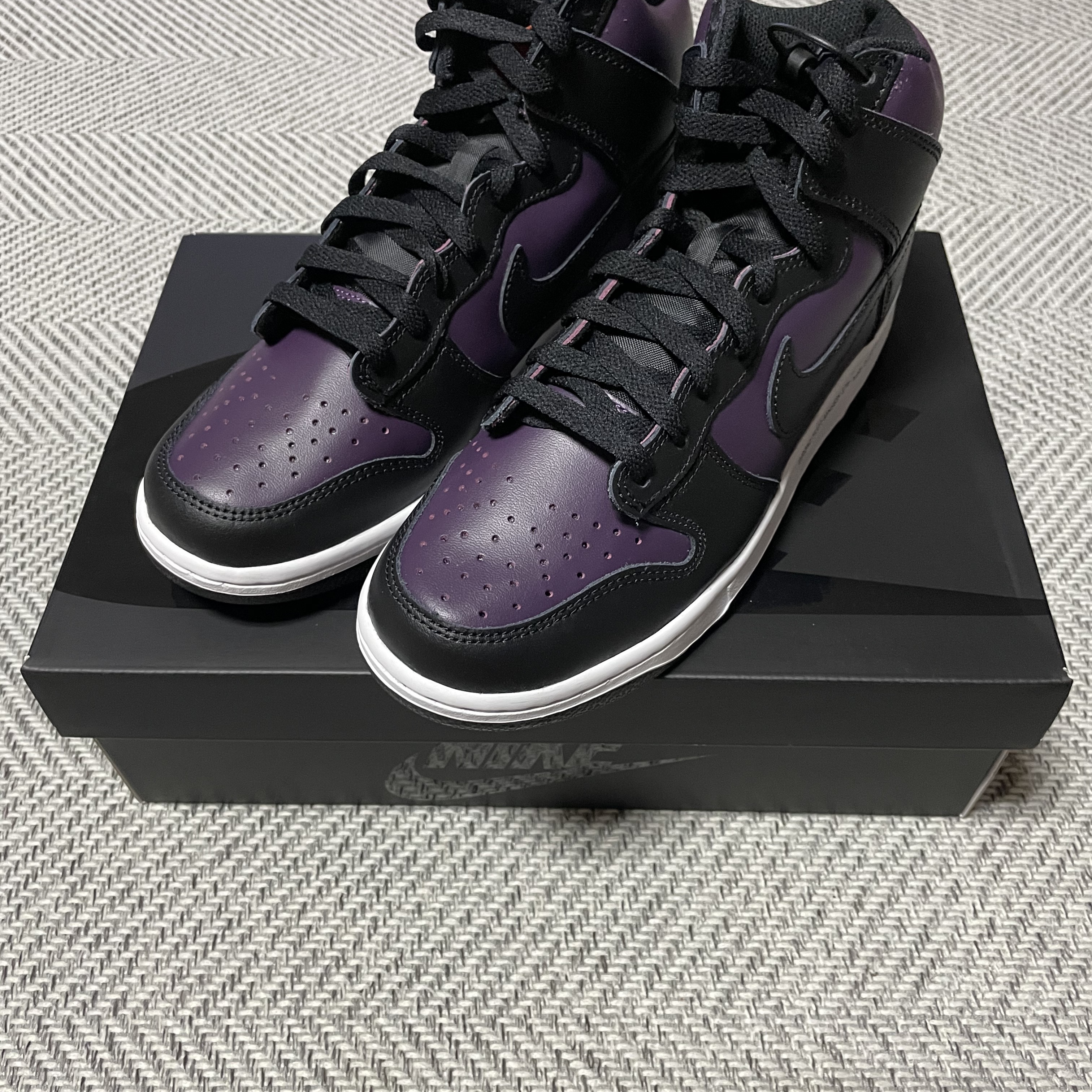 Nike x Fragment Dunk High Black 착용 스타일 - 1