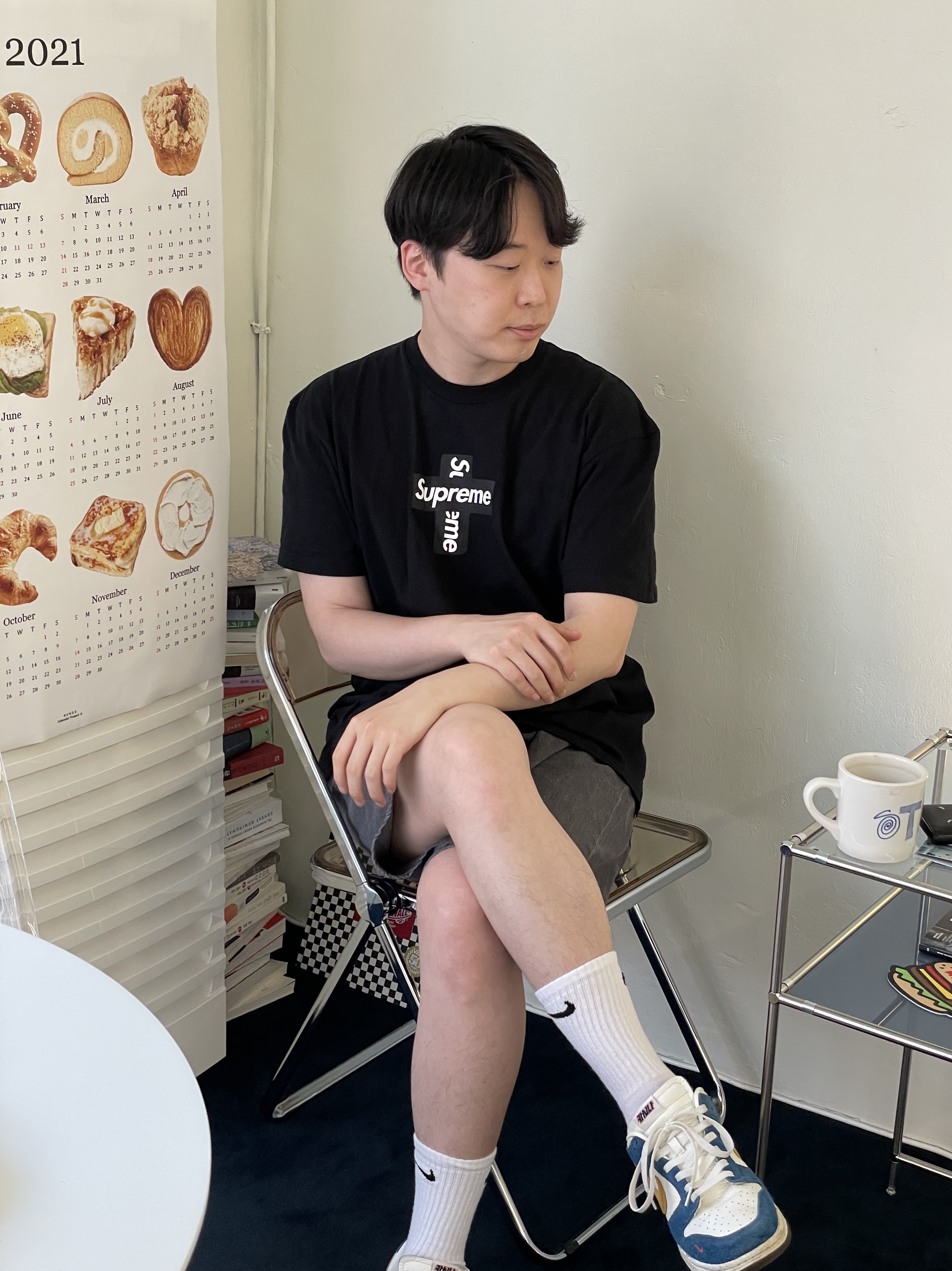 Supreme Cross Box Logo T-Shirt Black - 20FW, Nike x Kasina Dunk Low 80's Bus 착용 스타일