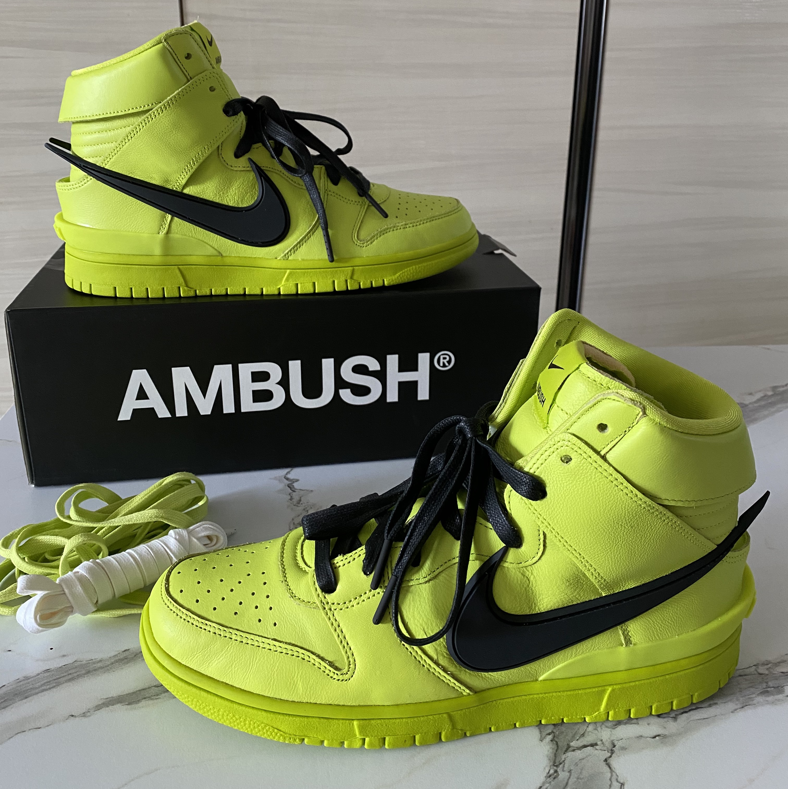 Nike x Ambush Dunk High Flash Lime 착용 스타일