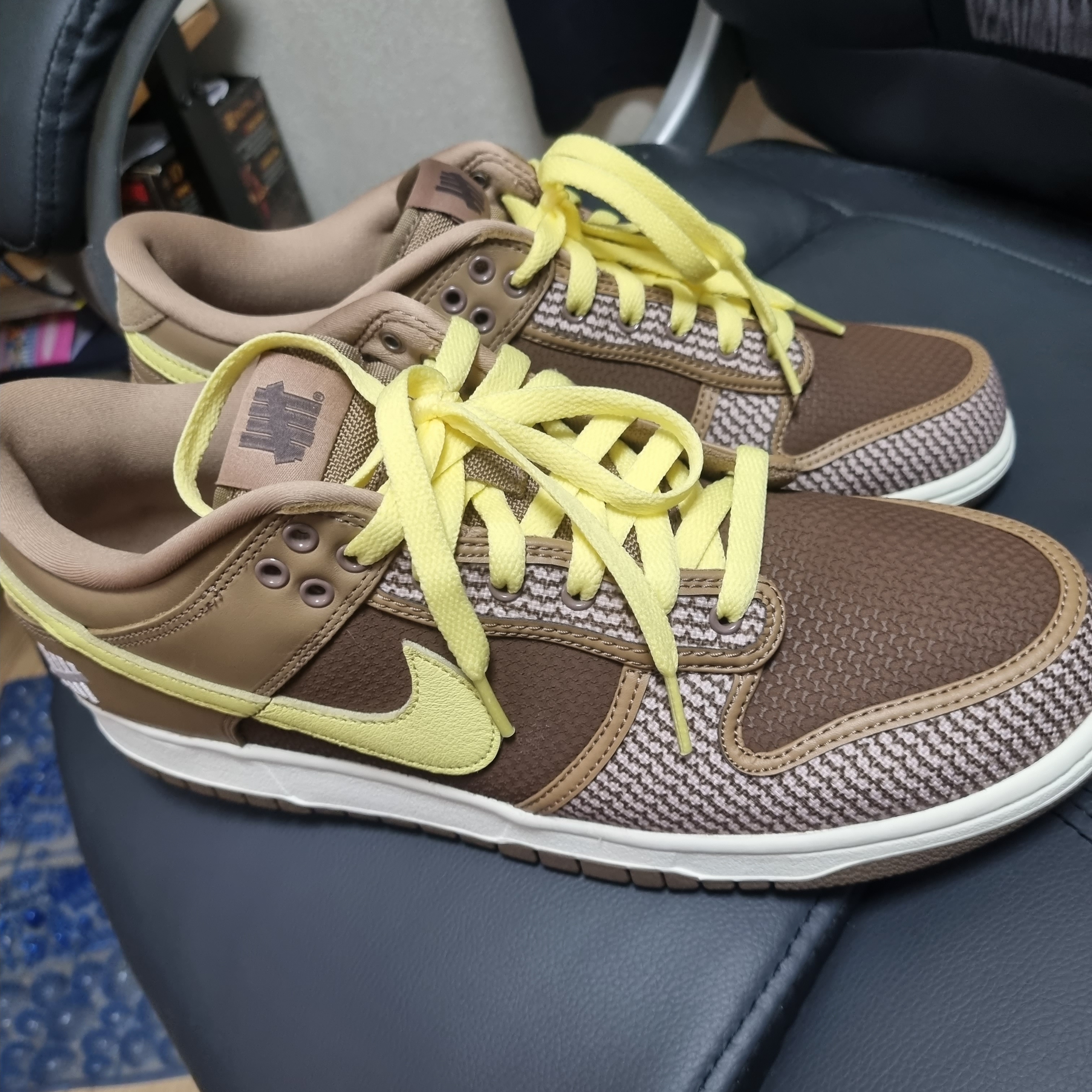 Nike x Undefeated Dunk Low SP Canteen 착용 스타일