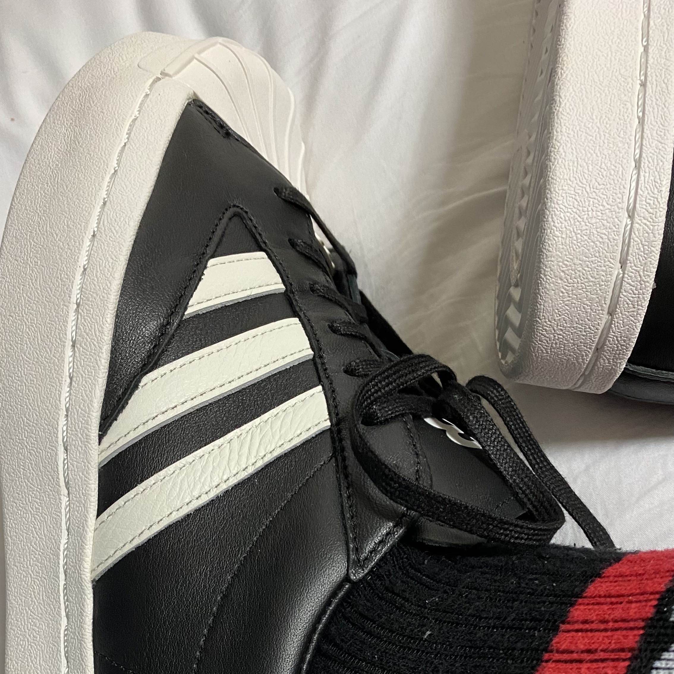 Y-3 Yohji Star Black White 착용 스타일 - 2