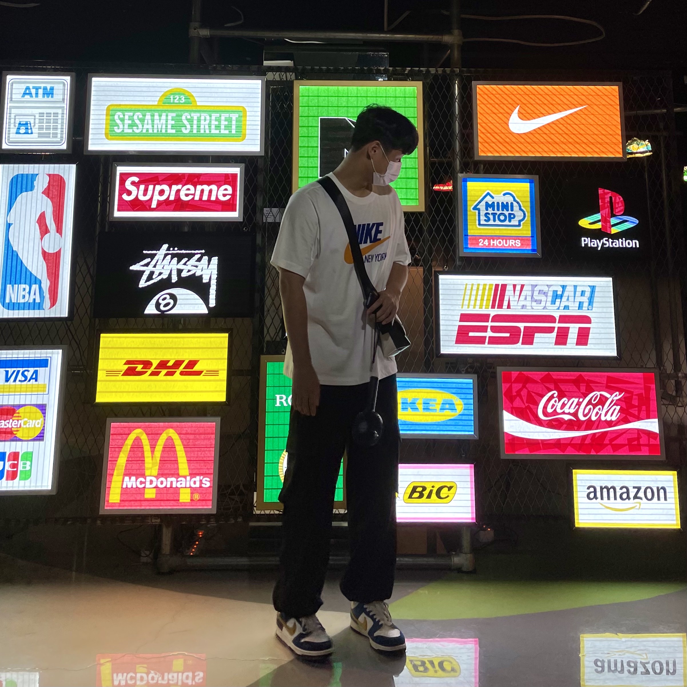 Nike x Kasina Dunk Low 80's Bus 착용 스타일