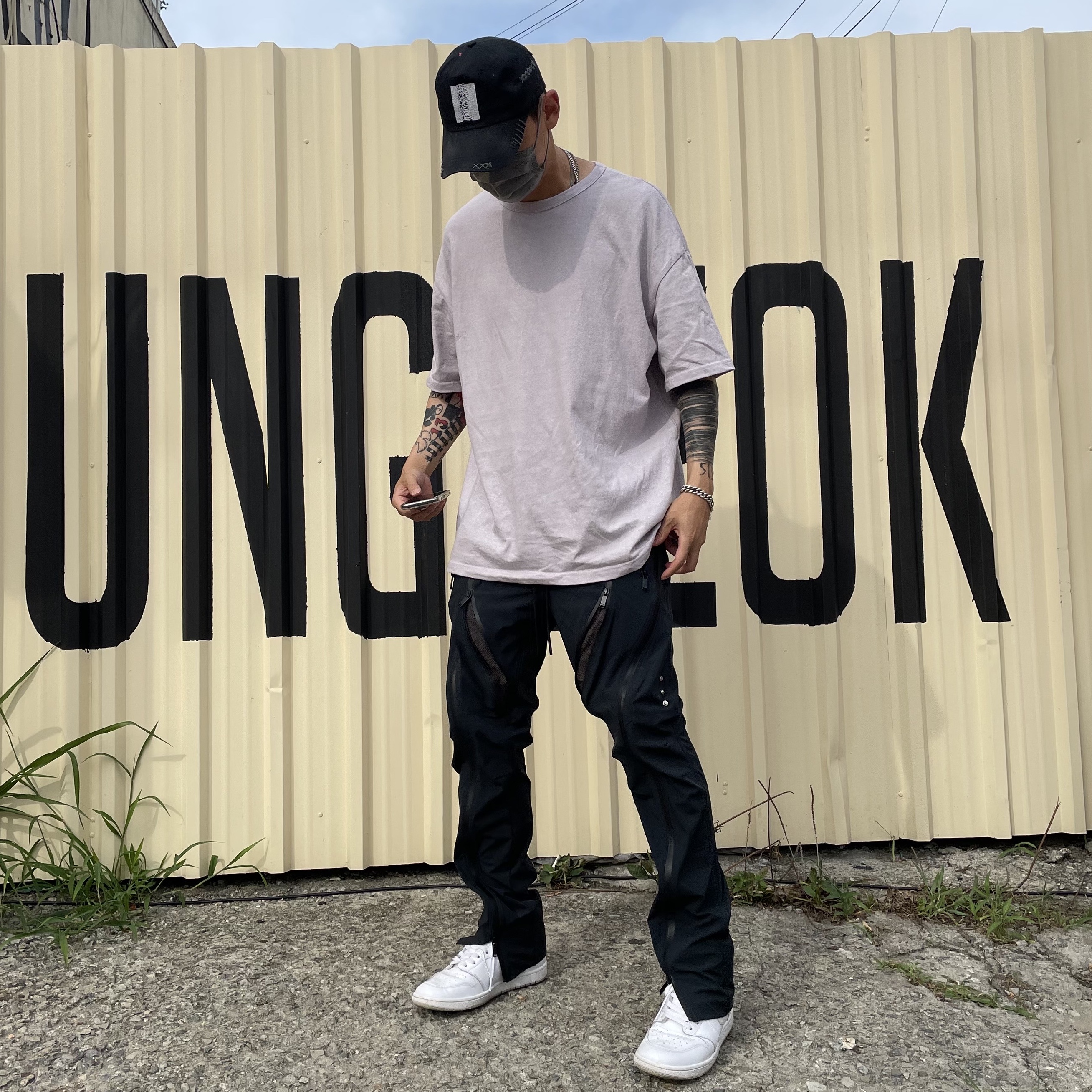 Jordan 1 High 85 Neutral Grey 착용 스타일