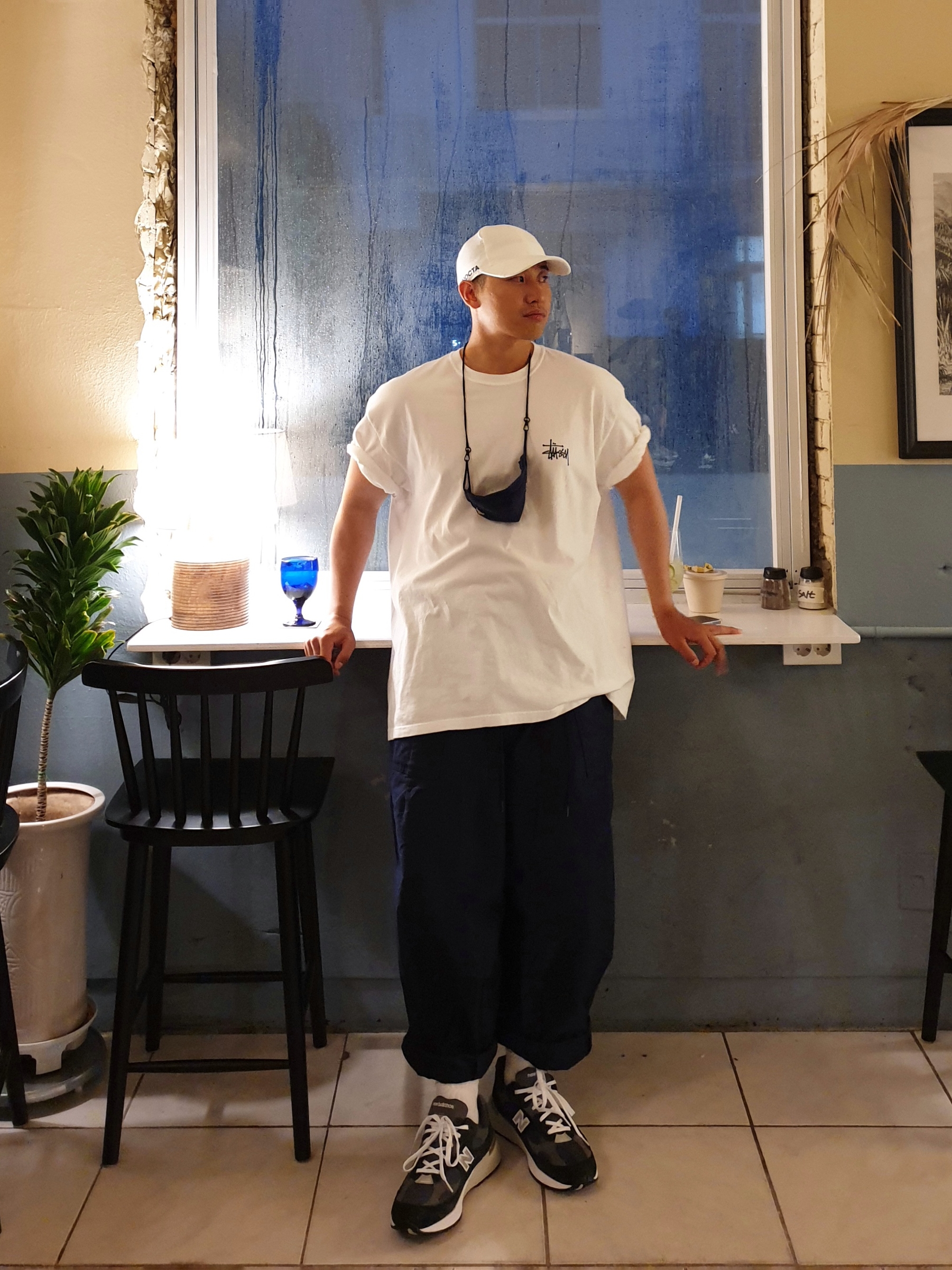 New Balance 992 Made in USA Navy, Stussy Basic Stussy T-Shirt White 2021 착용 스타일 - 2