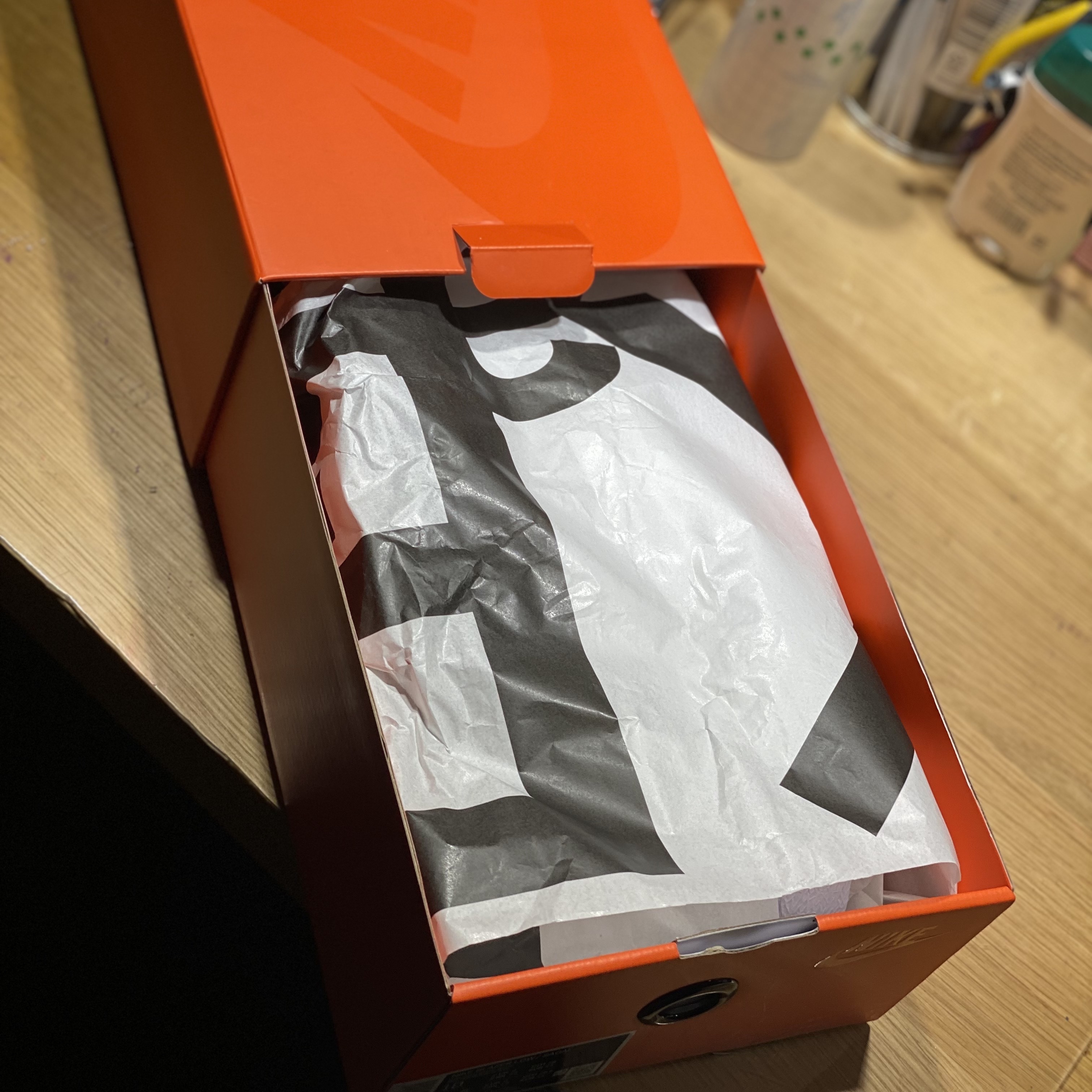 Nike x Sacai Blazer Low Iron Grey 착용 스타일 - 3
