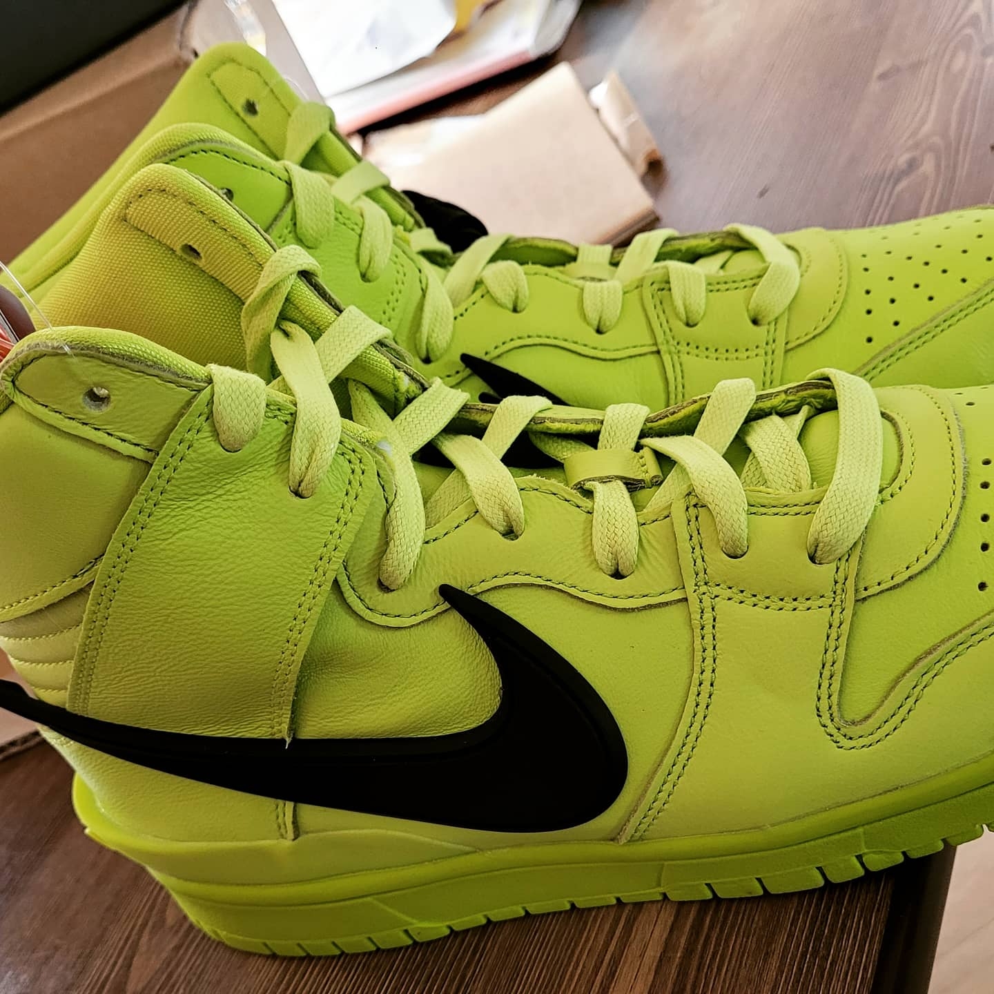 Nike x Ambush Dunk High Flash Lime 착용 스타일