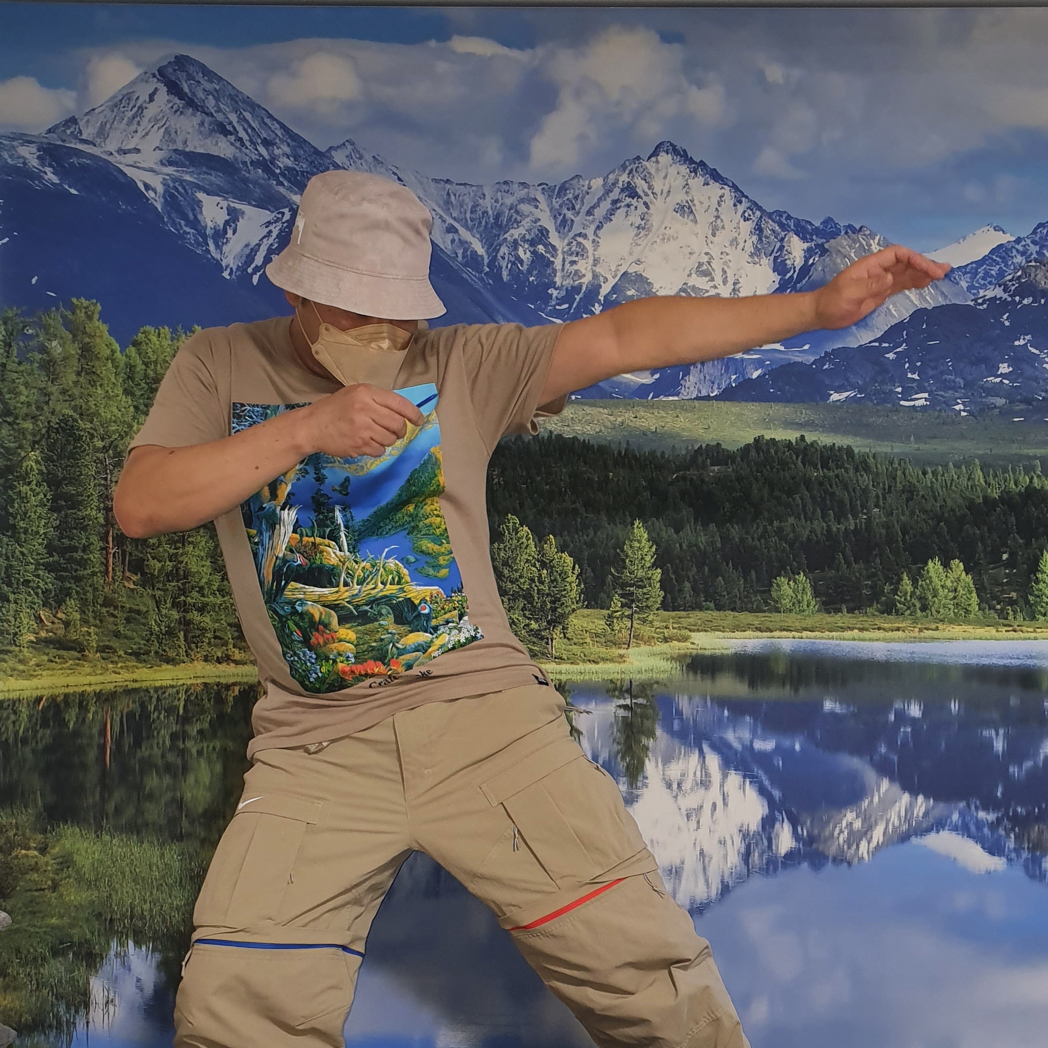 Nike ACG Smith Summit Pants Khaki - Asia, Nike NRG ACG Short Sleeve Crater Lake T-Shirt Khaki - Asia 착용 스타일