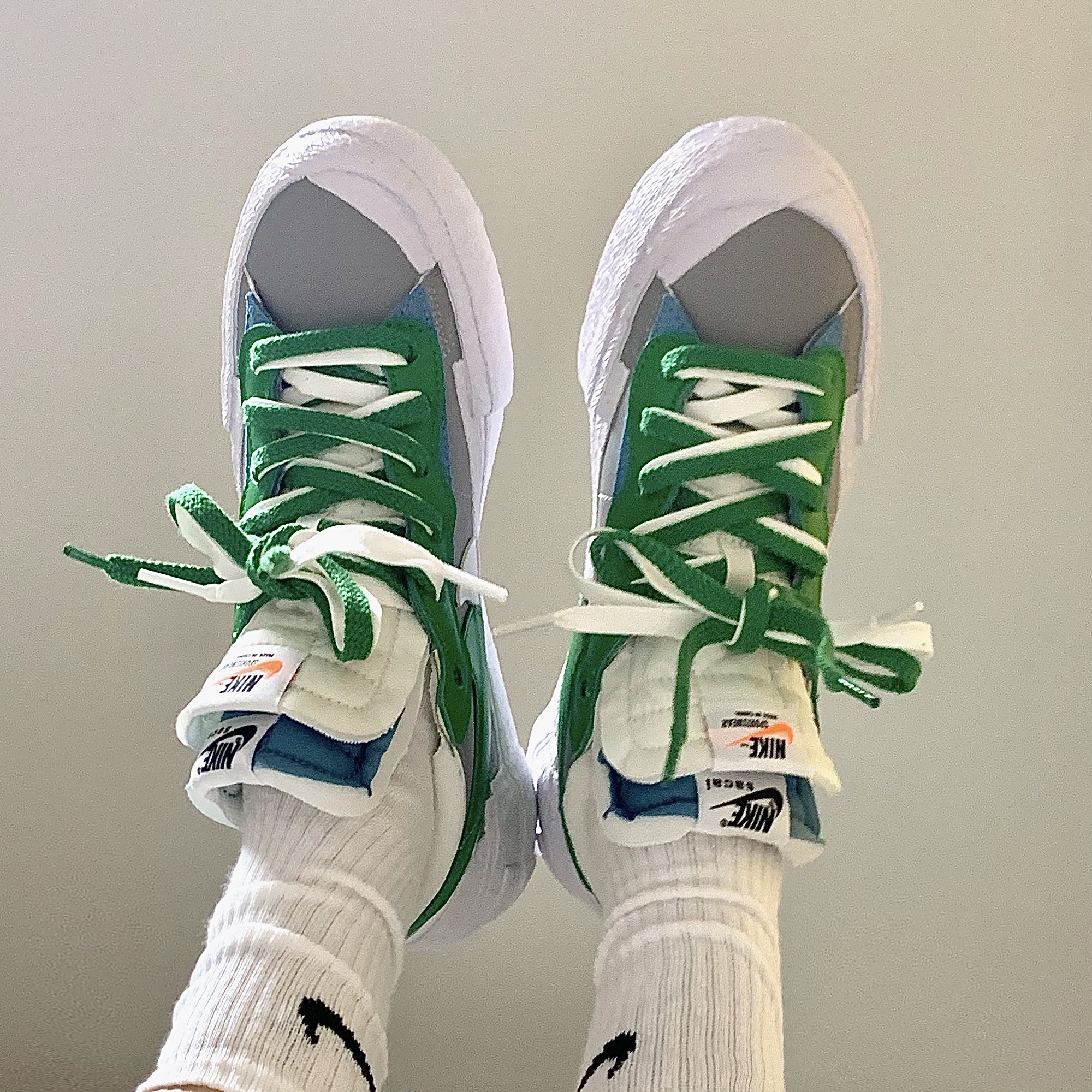 Nike x Sacai Blazer Low Classic Green 착용 스타일 - 1