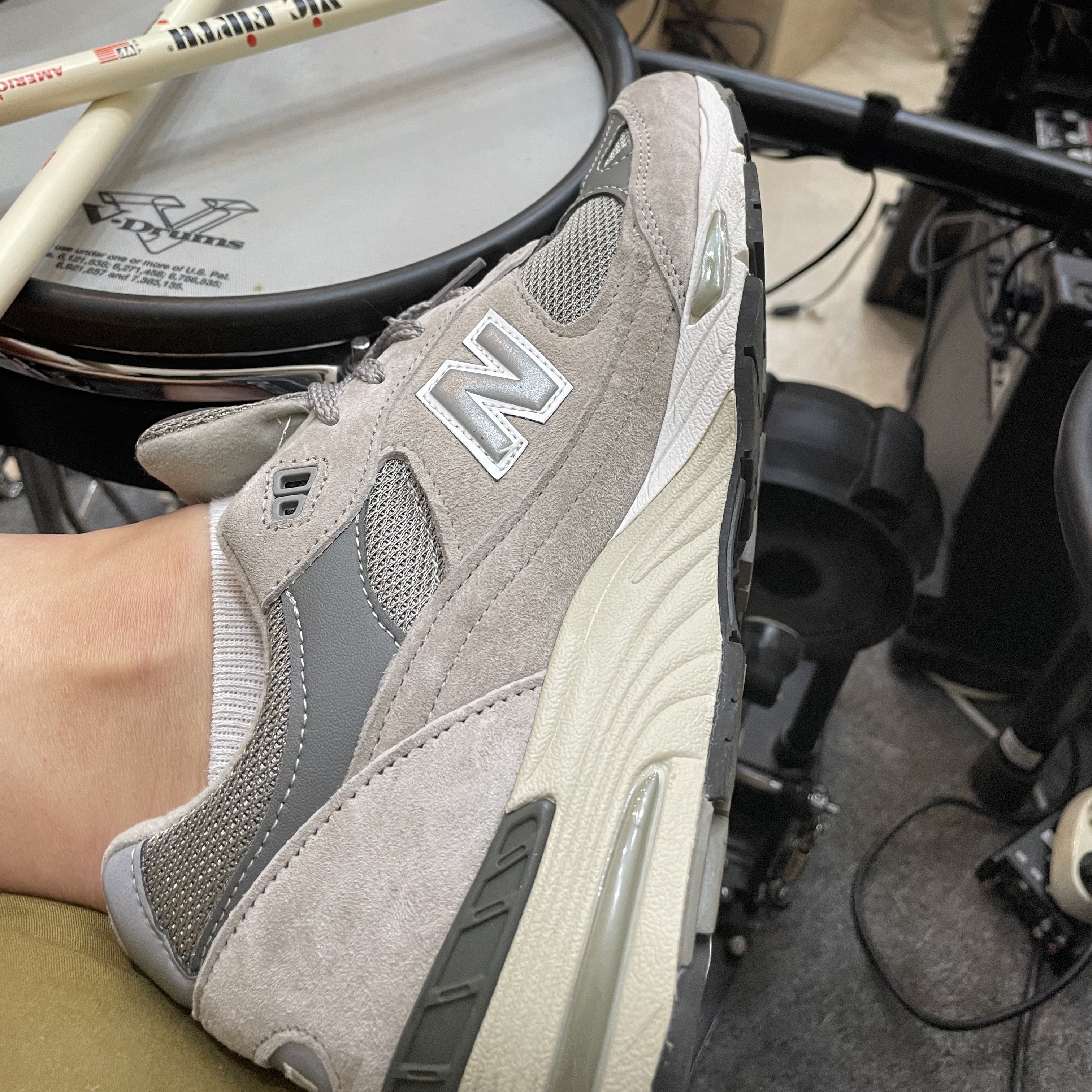 New Balance 991 Made in UK Grey 착용 스타일