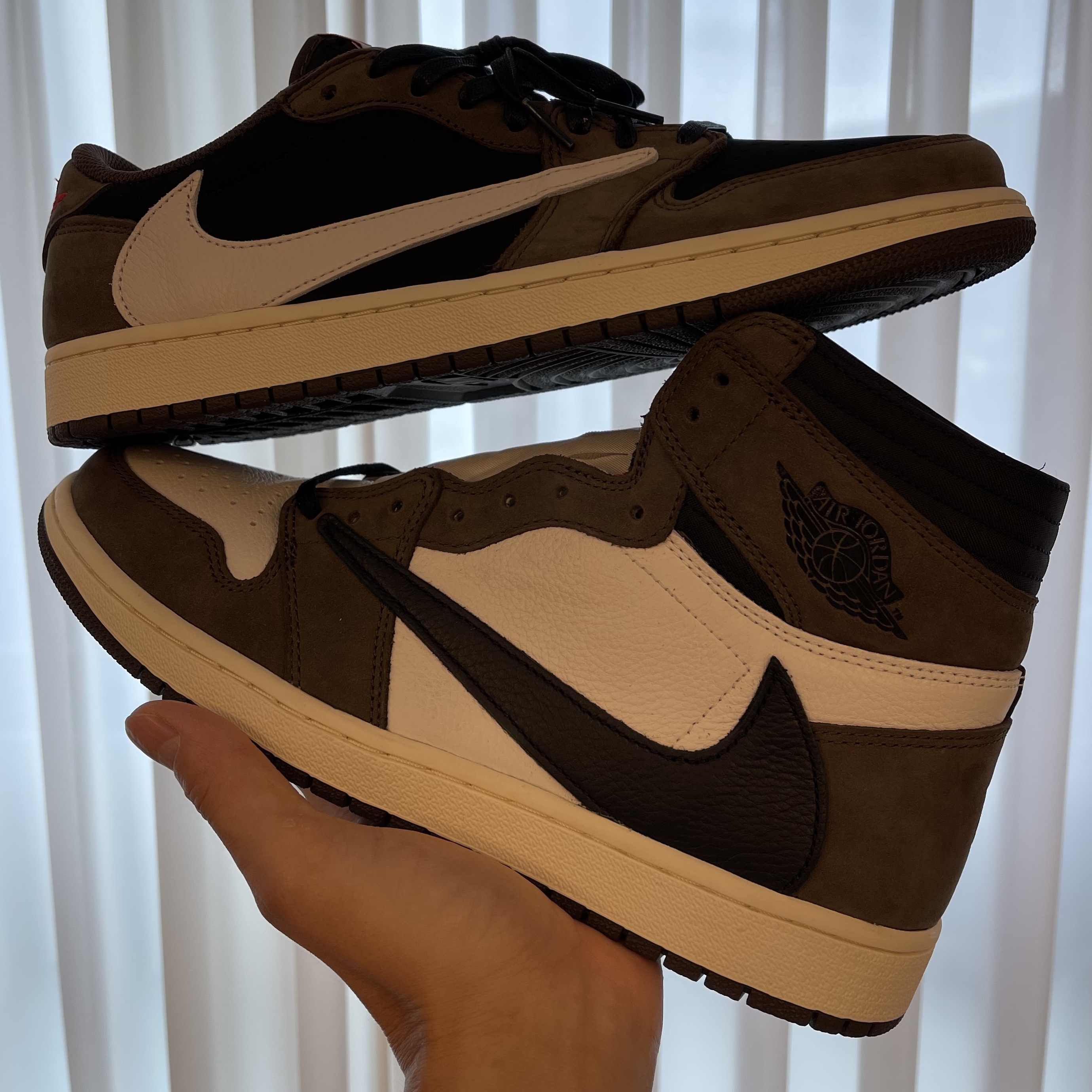 Jordan 1 x Travis Scott Retro High OG SP Mocha, Jordan 1 x Travis Scott Retro Low OG SP Mocha 착용 스타일