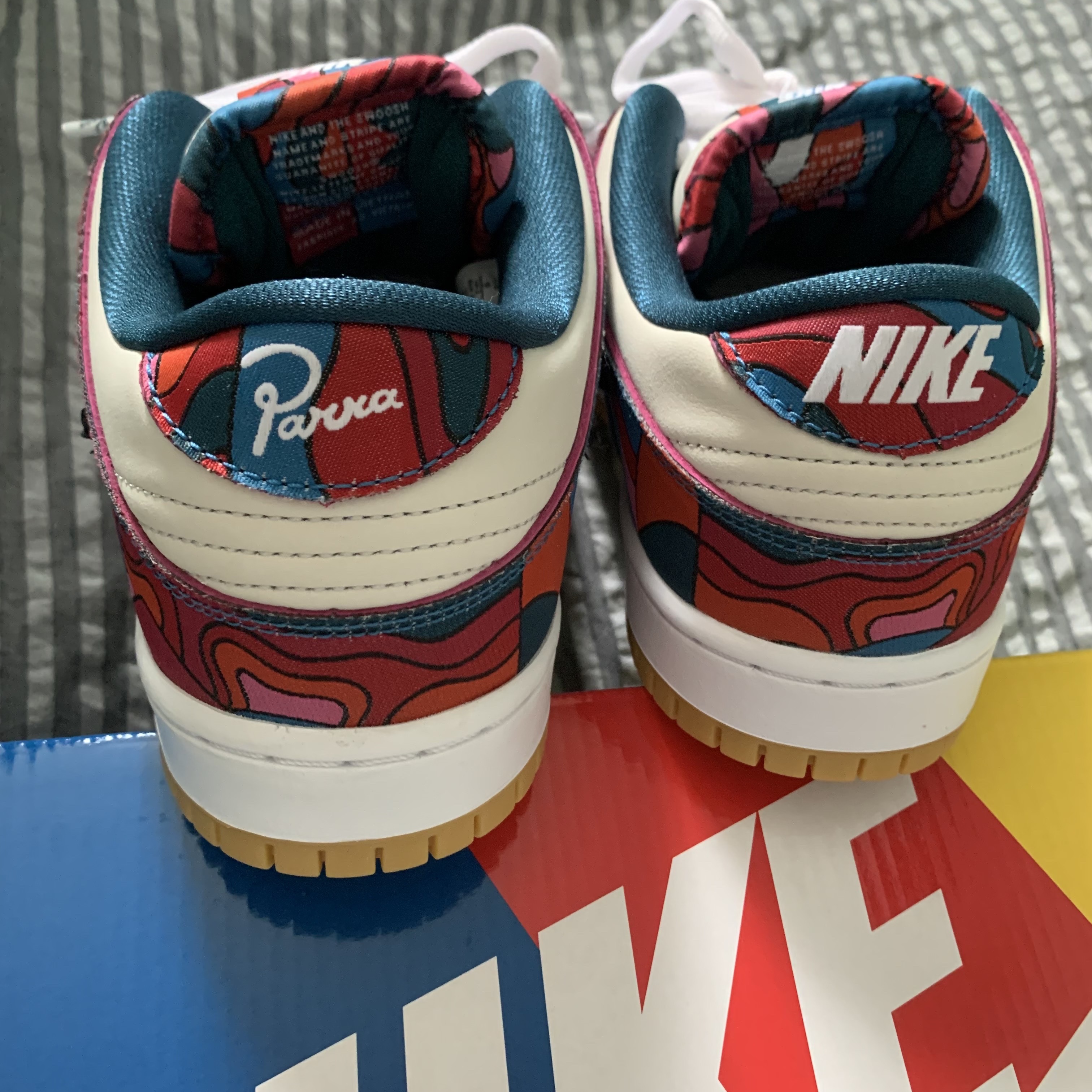 Nike x Parra SB Dunk Low Pro Abstract Art 착용 스타일 - 4
