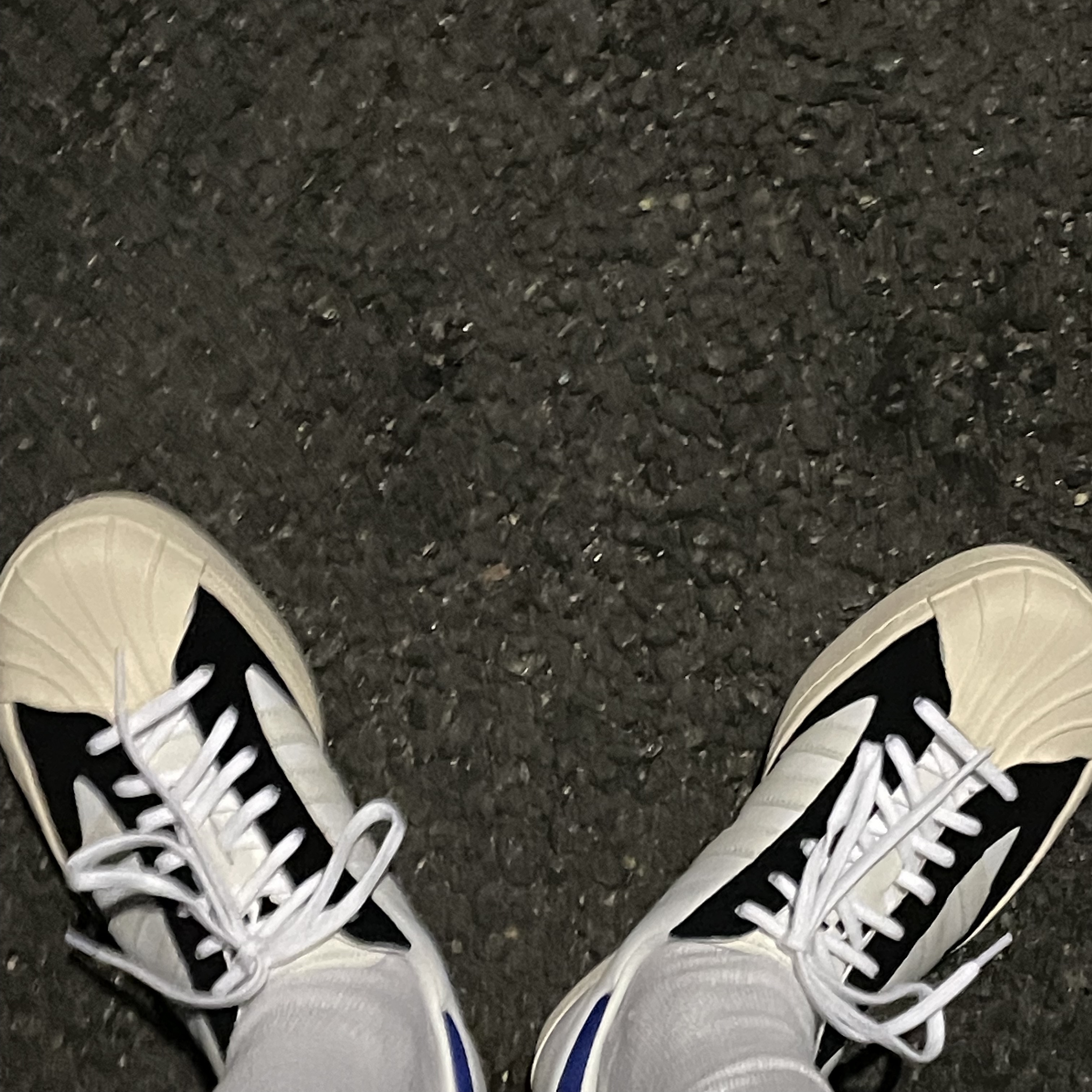 Y-3 Yohji Star Cloud White Bold Blue 착용 스타일 - 2