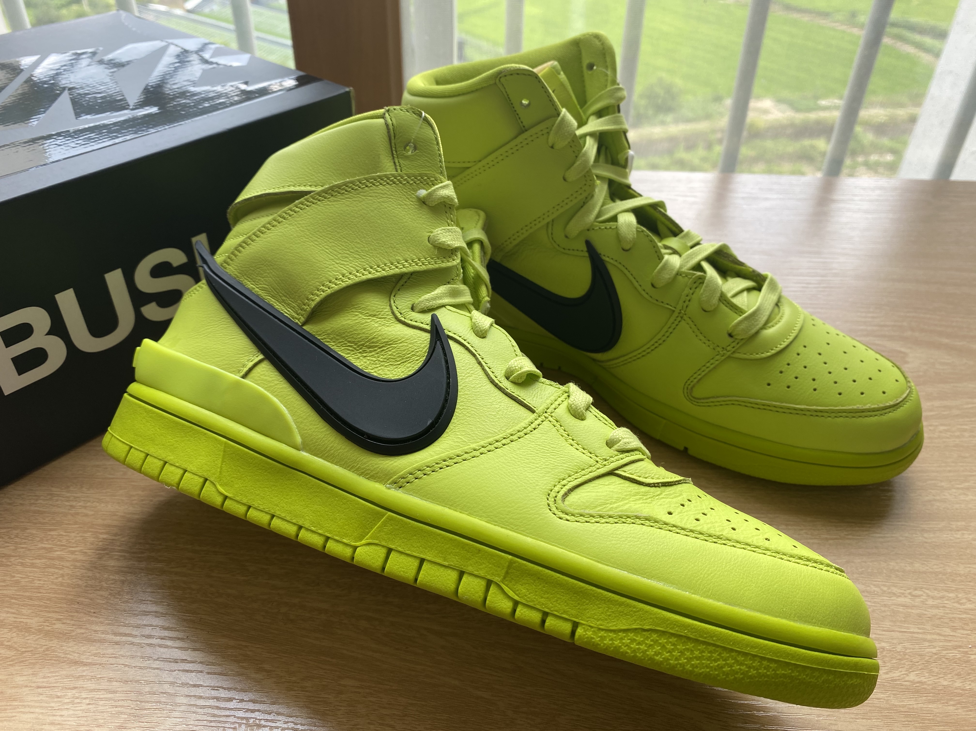 Nike x Ambush Dunk High Flash Lime 착용 스타일