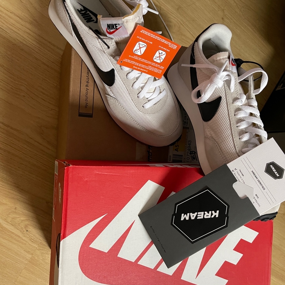 Nike Air Tailwind 79 White Phantom Black 착용 스타일 - 1