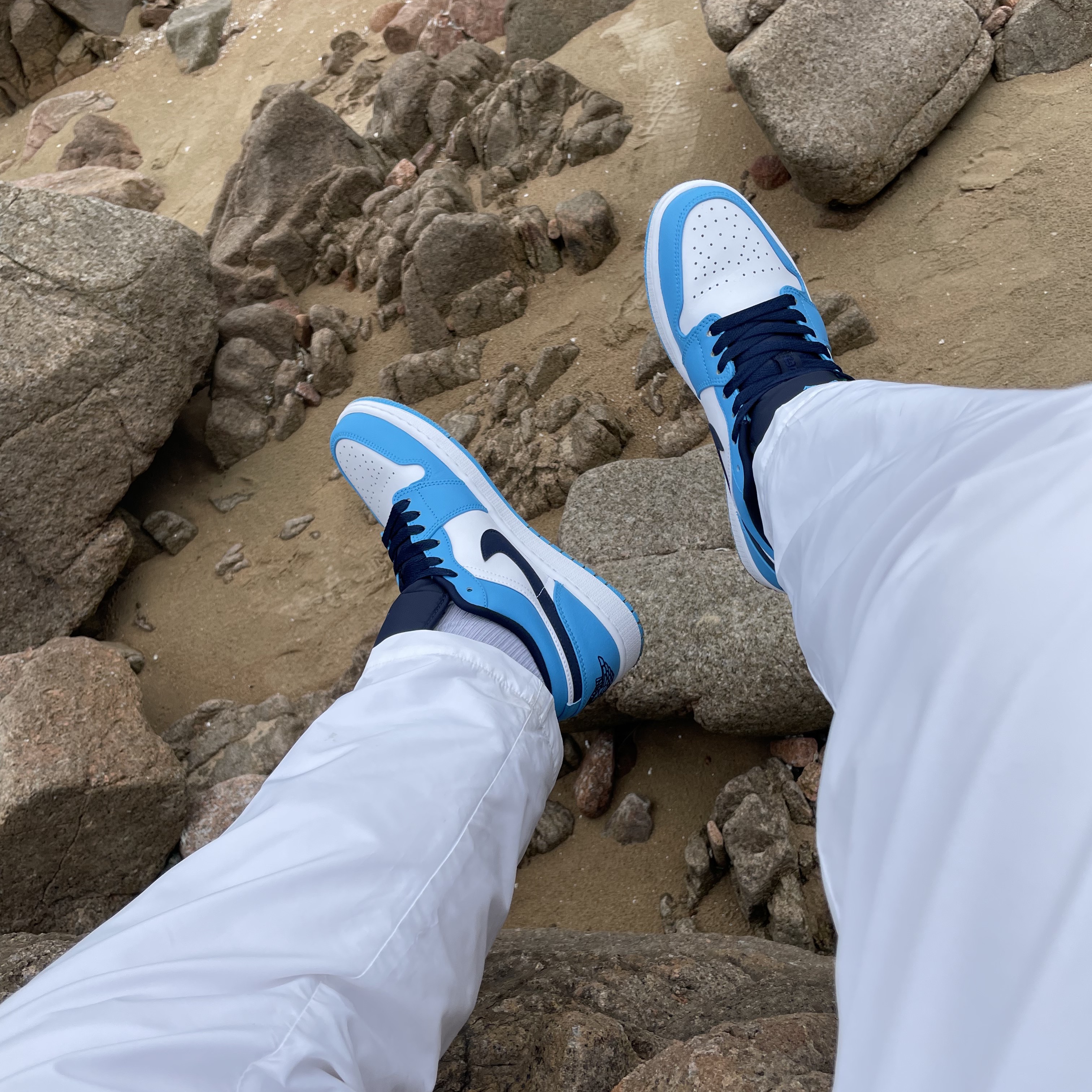 Jordan 1 Low Dark Powder Blue 착용 스타일