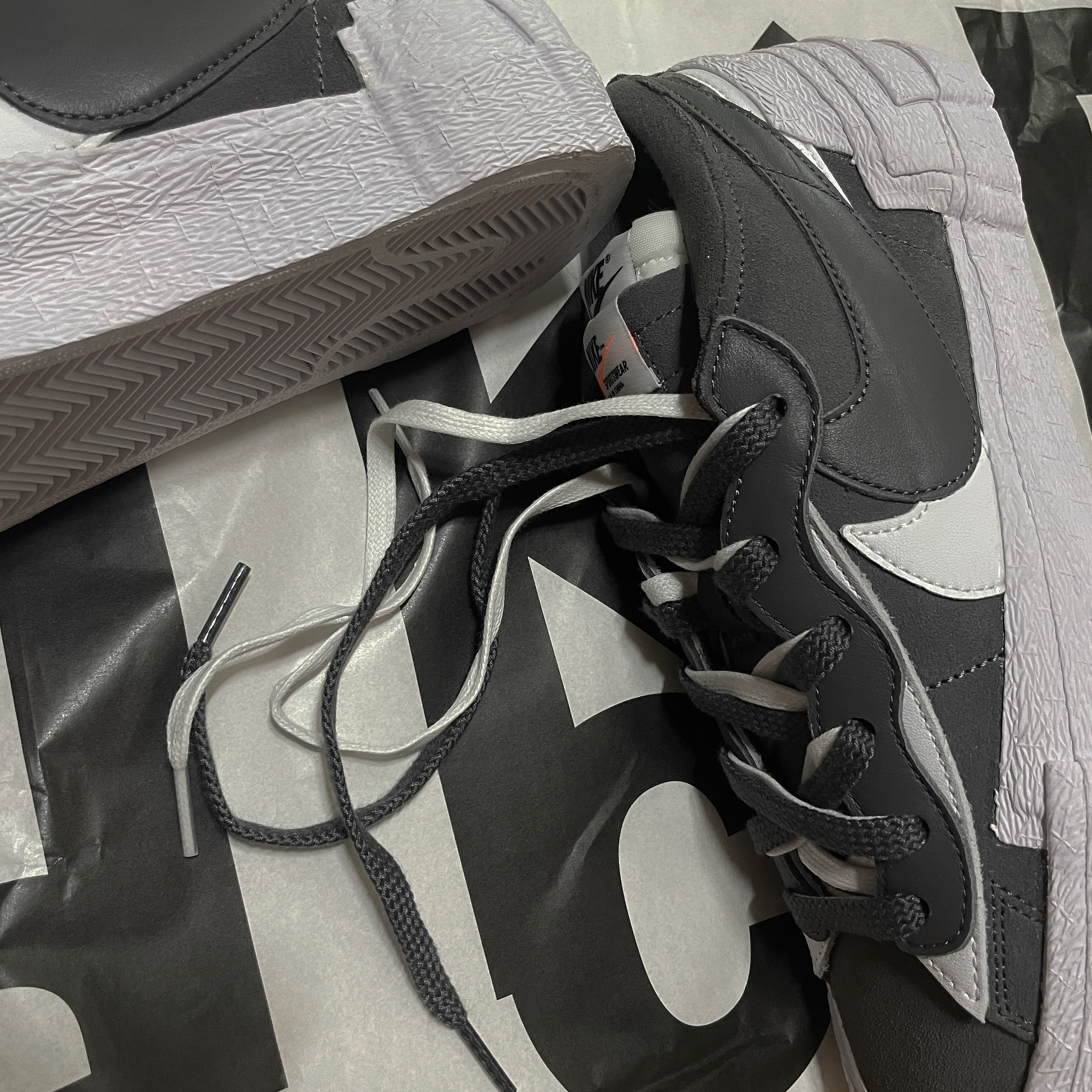 Nike x Sacai Blazer Low Iron Grey 착용 스타일