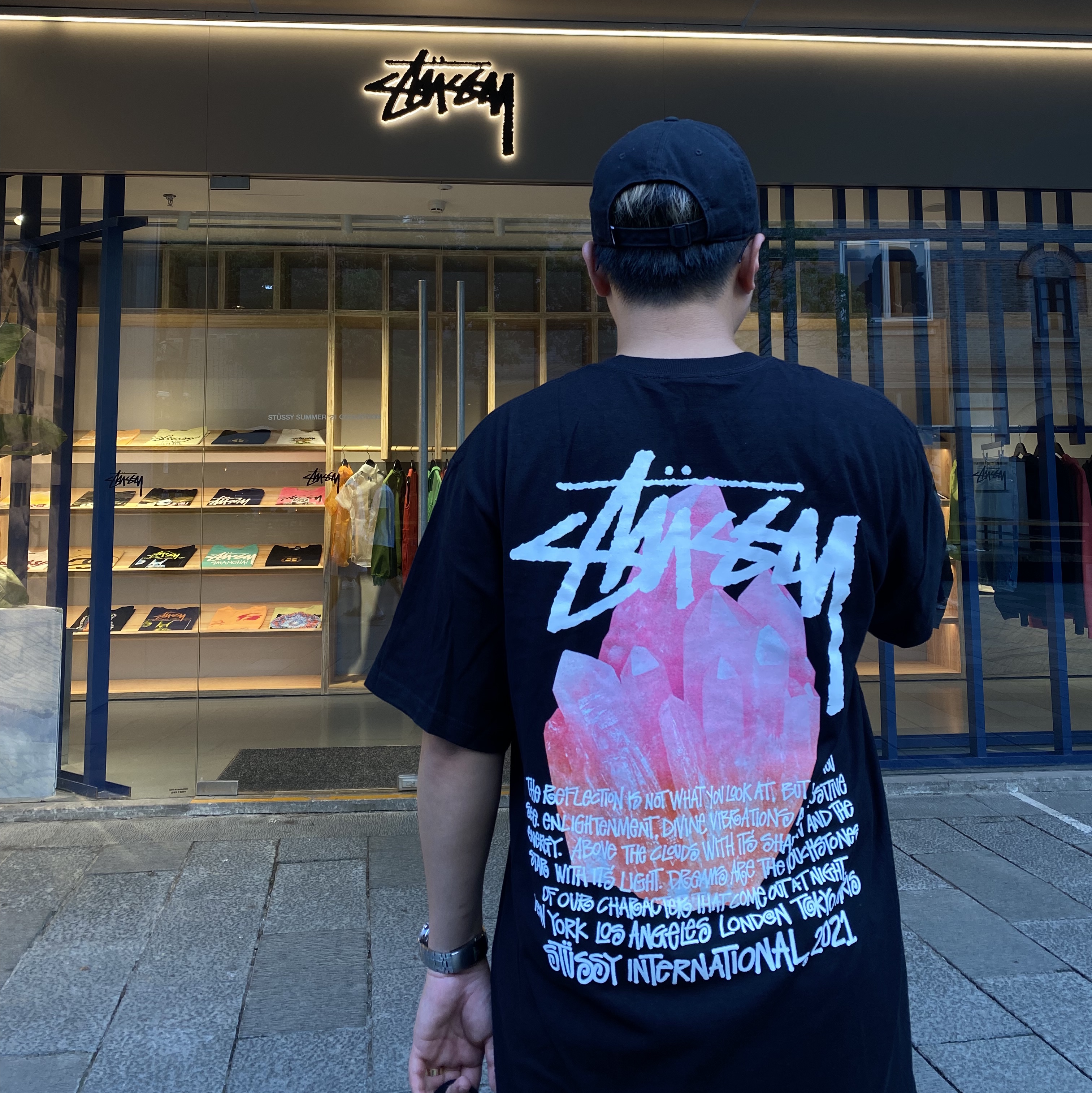 Stussy Reflection T-Shirt Black 착용 스타일 - 3