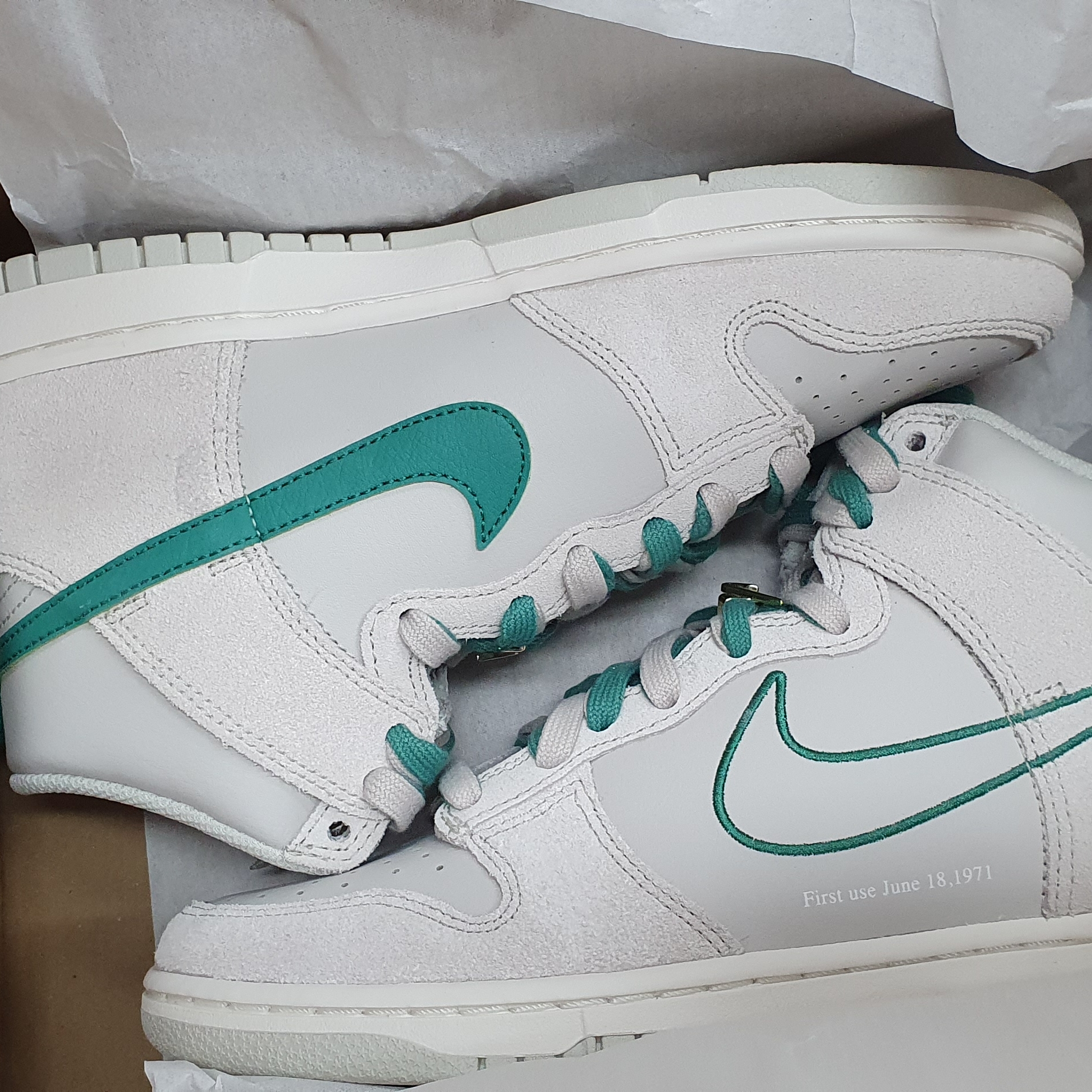 Nike Dunk High SE First Use Sail 착용 스타일 - 1