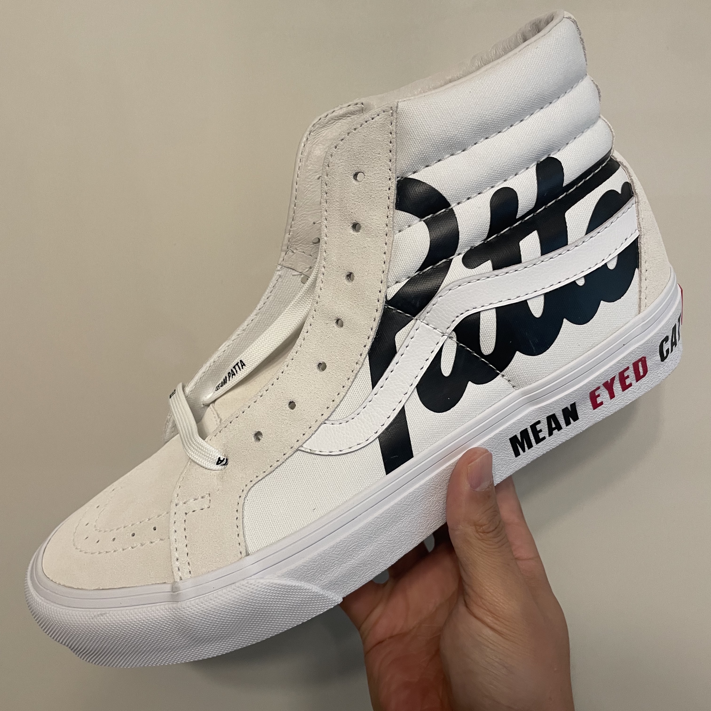 Vans Vault x Patta Sk8-Hi Reissue LX White 착용 스타일