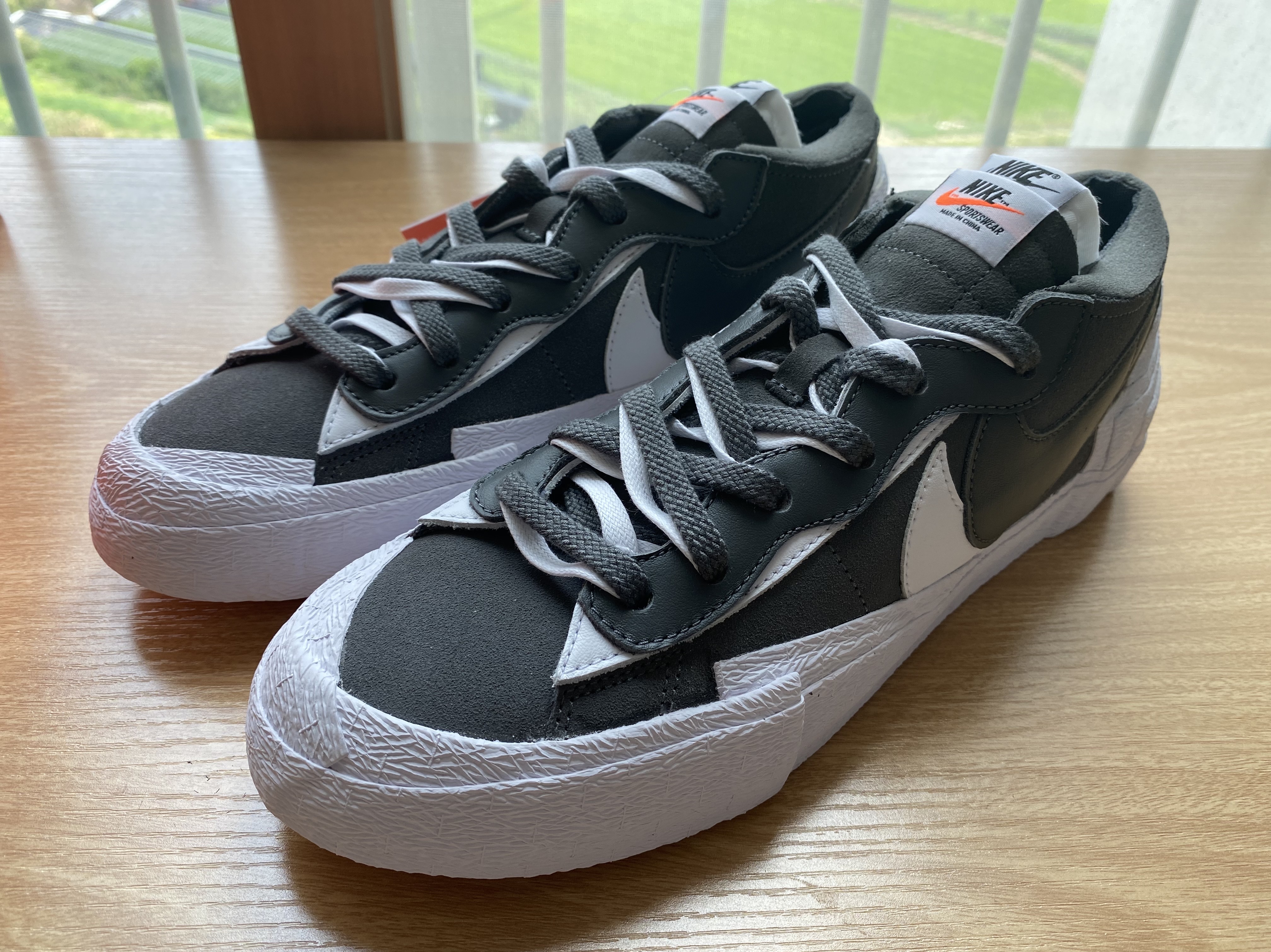 Nike x Sacai Blazer Low Iron Grey 착용 스타일