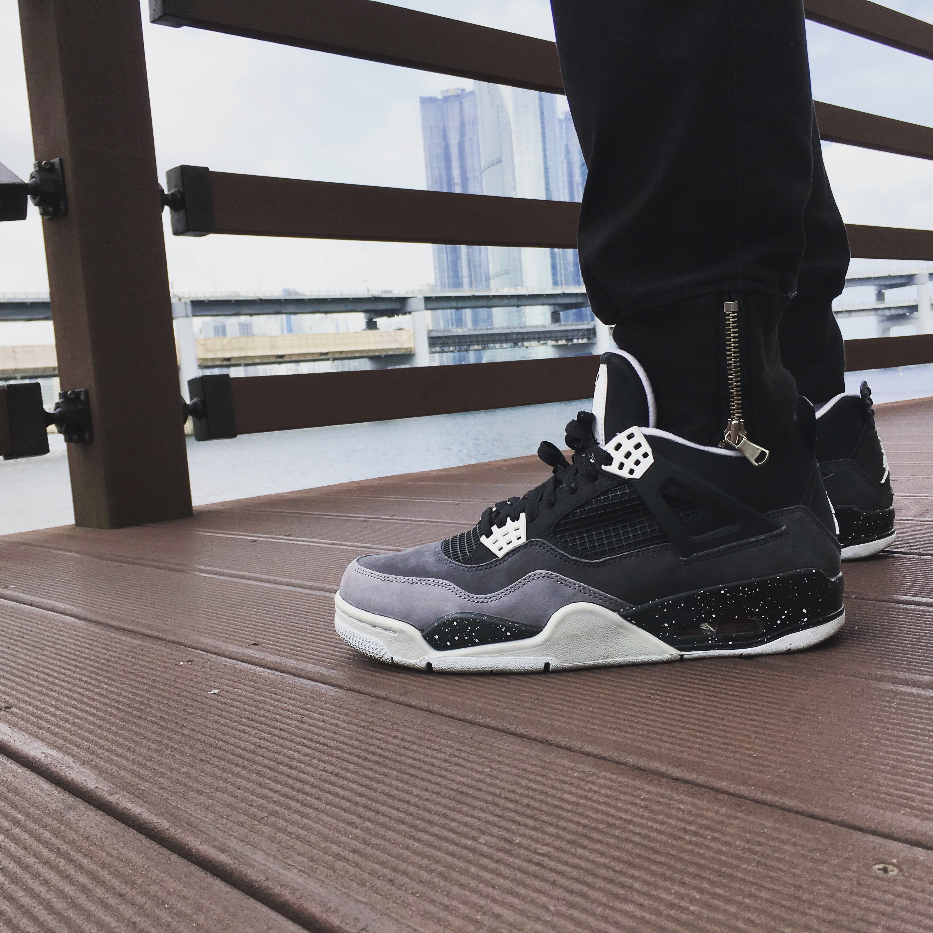 Jordan 4 Retro Fear Pack 착용 스타일