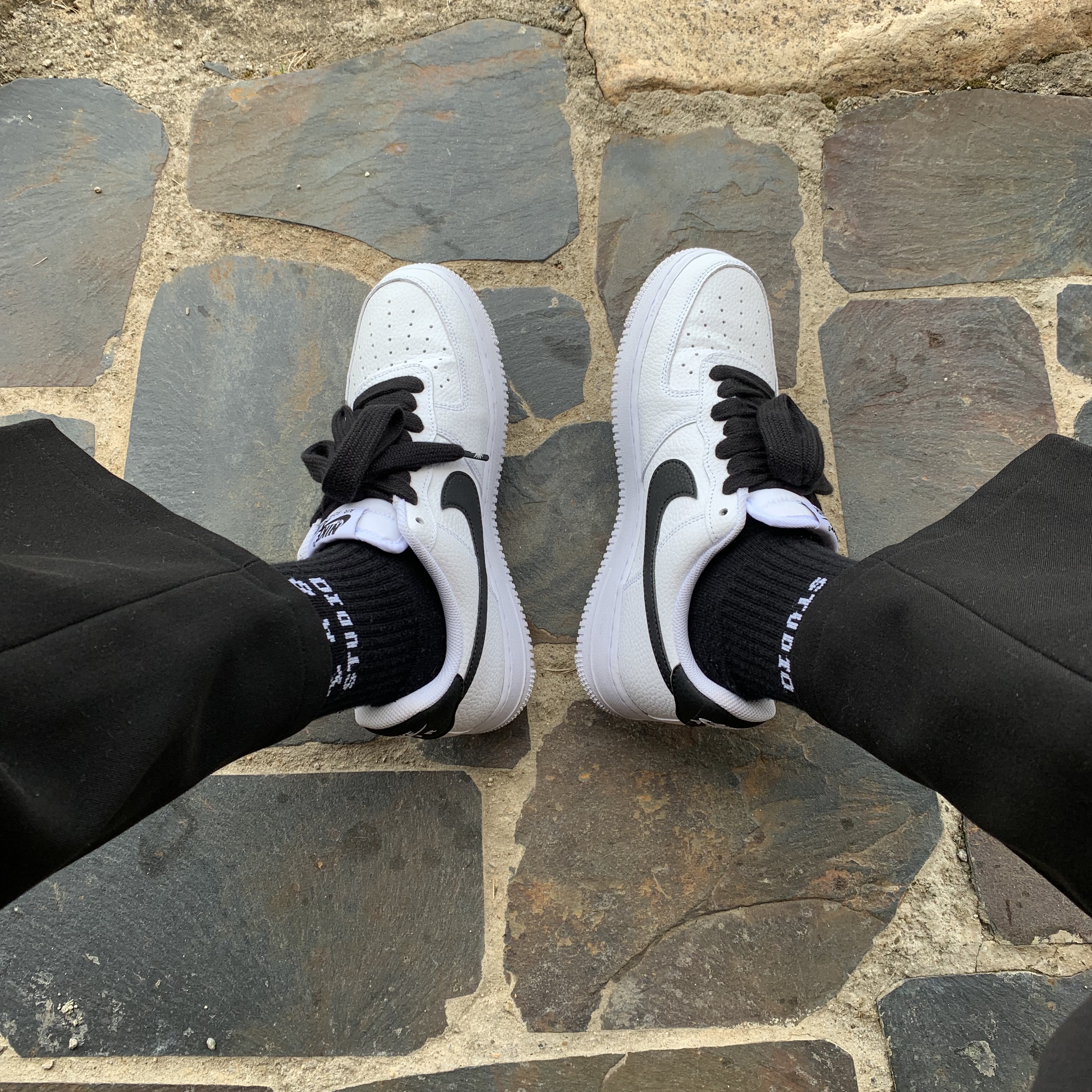 Nike Air Force 1 '07 White Black, IAB Studio Lime Black White Socks (3 Pack) 착용 스타일