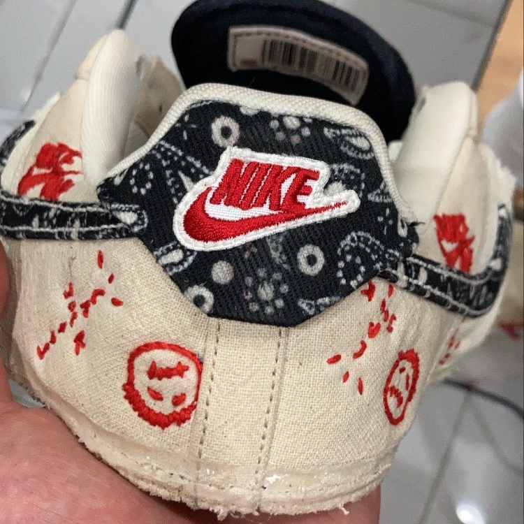 Nike Air Force 1 '07 LV8 Paisley Swoosh 착용 스타일 - 5