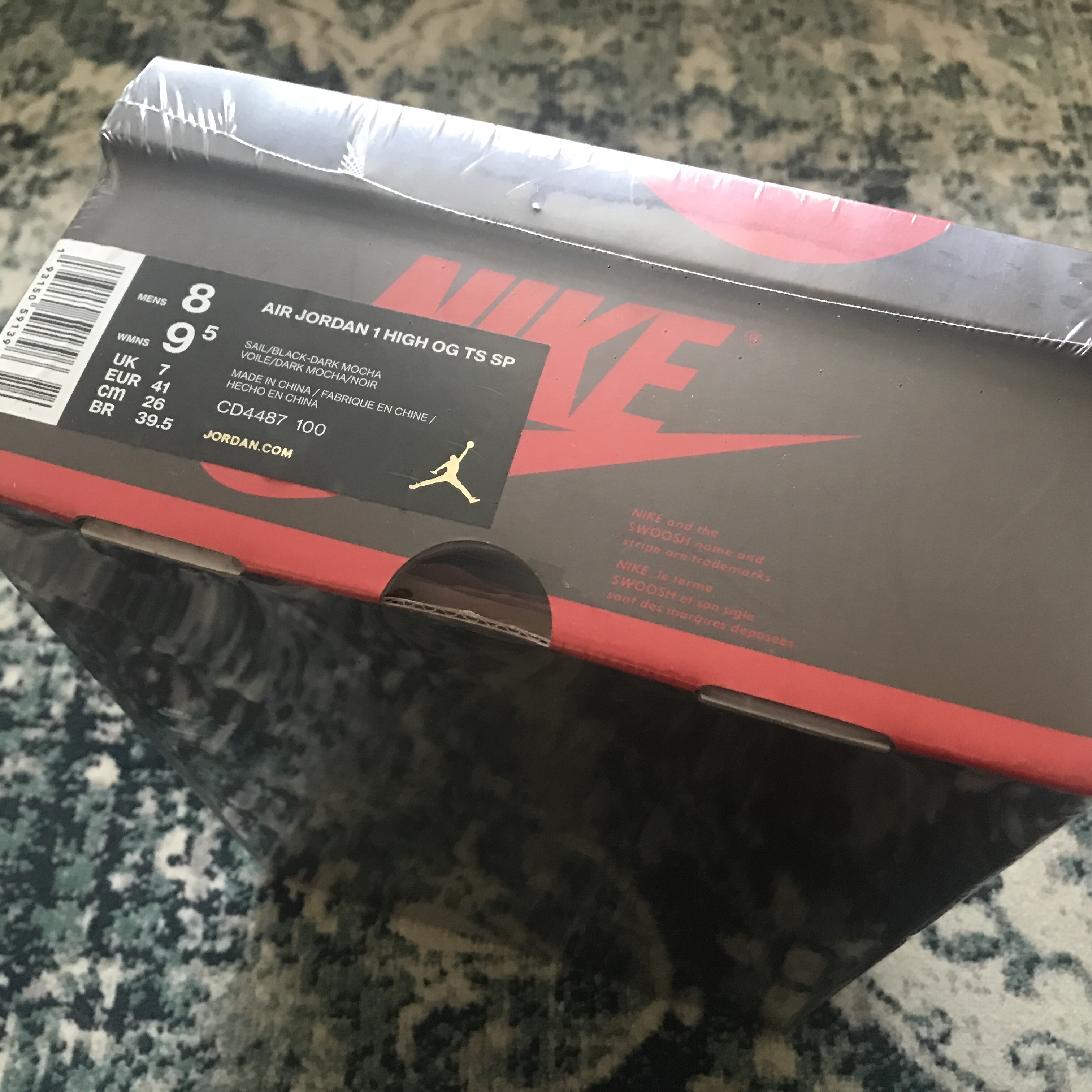 Jordan 1 x Travis Scott Retro High OG SP Mocha 착용 스타일