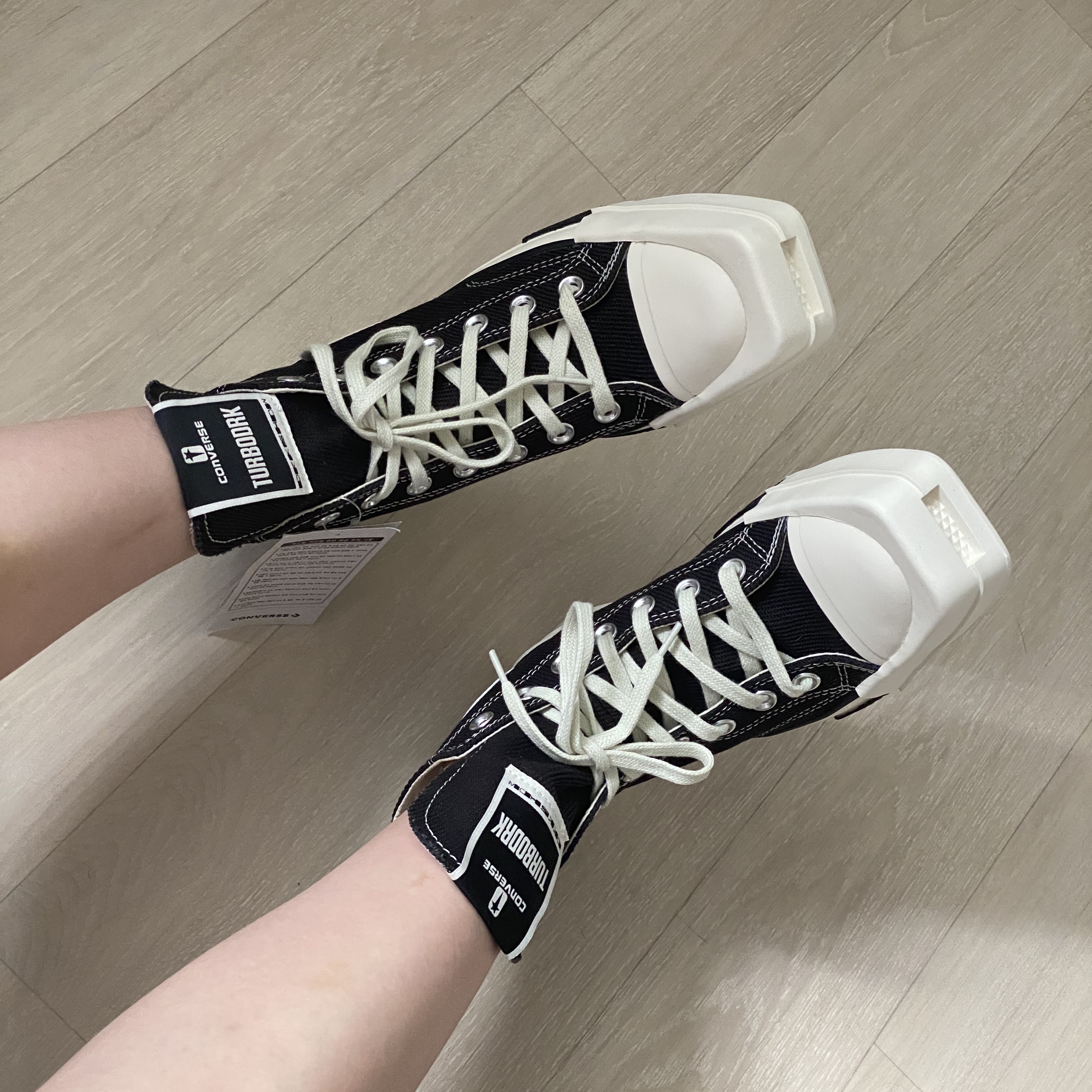 Converse x Drkshdw Turbodrk Chuck 70 Hi Black 착용 스타일 - 2