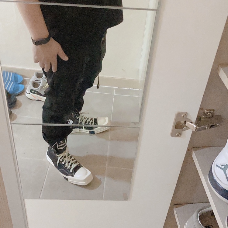 Converse x Drkshdw Turbodrk Chuck 70 Hi Black 착용 스타일 - 1