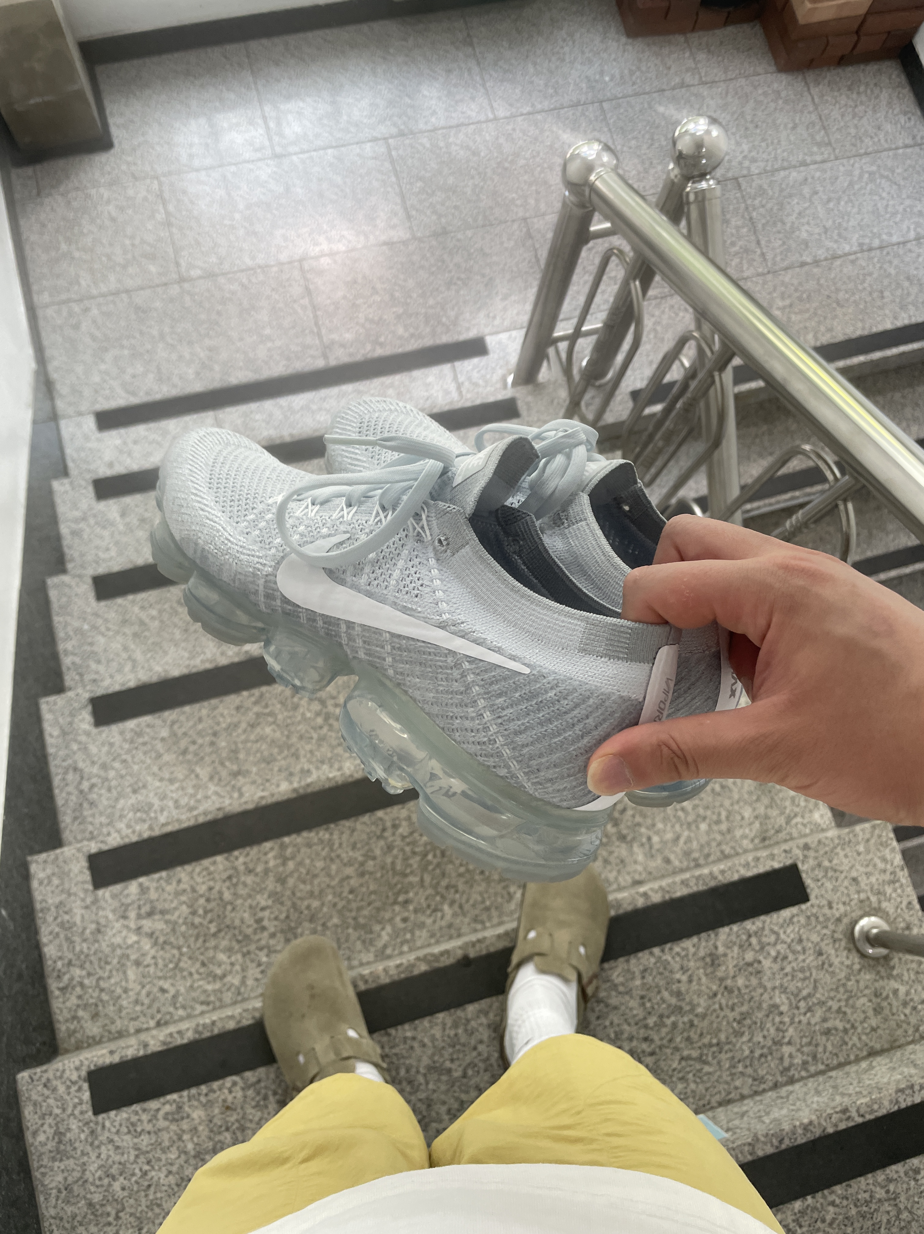 Nike Air VaporMax Pure Platinum 착용 스타일