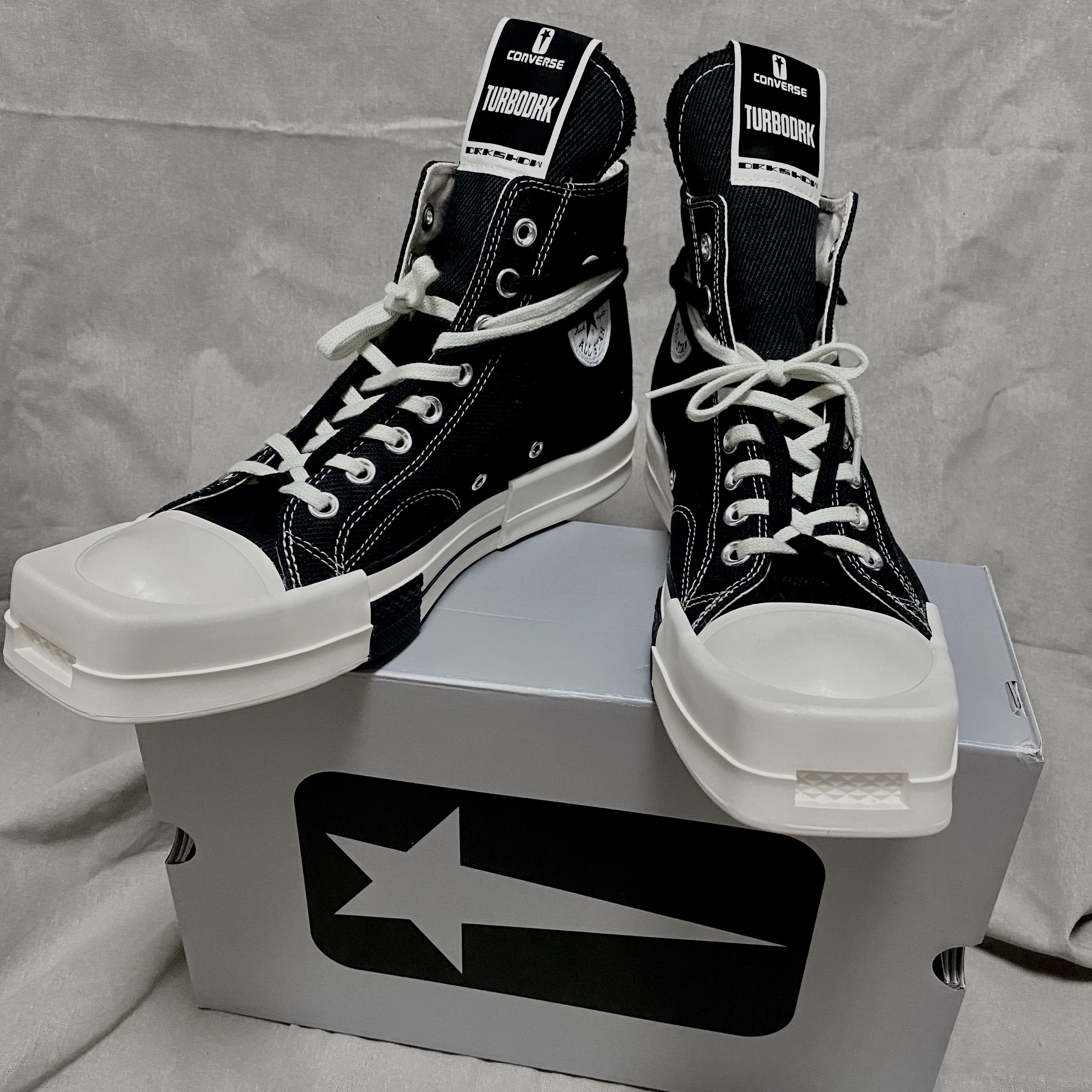 Converse x Drkshdw Turbodrk Chuck 70 Hi Black 착용 스타일