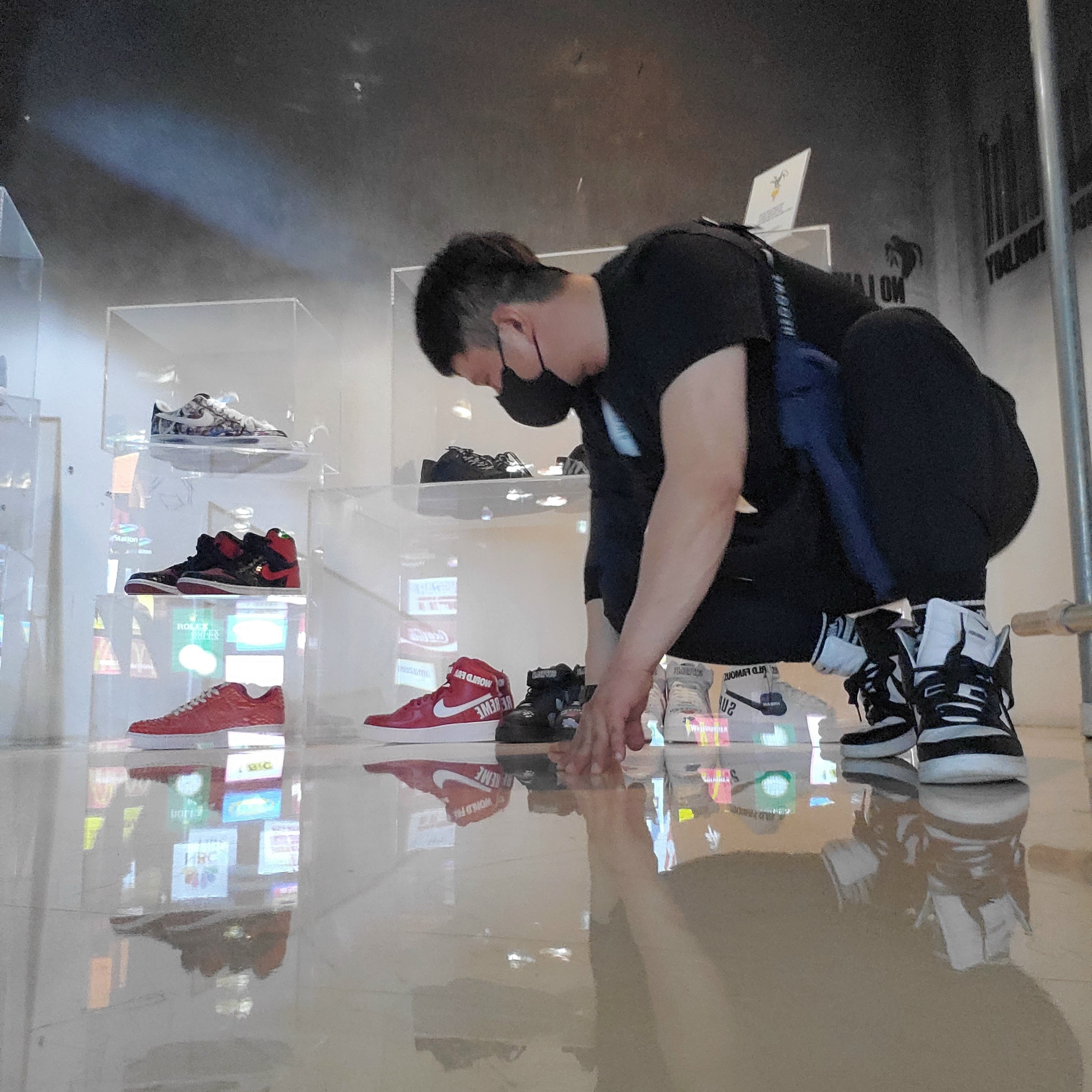 Nike x Ambush Dunk High Black, Nike x Supreme Air Force 1 High World Famous Red 착용 스타일 - 1